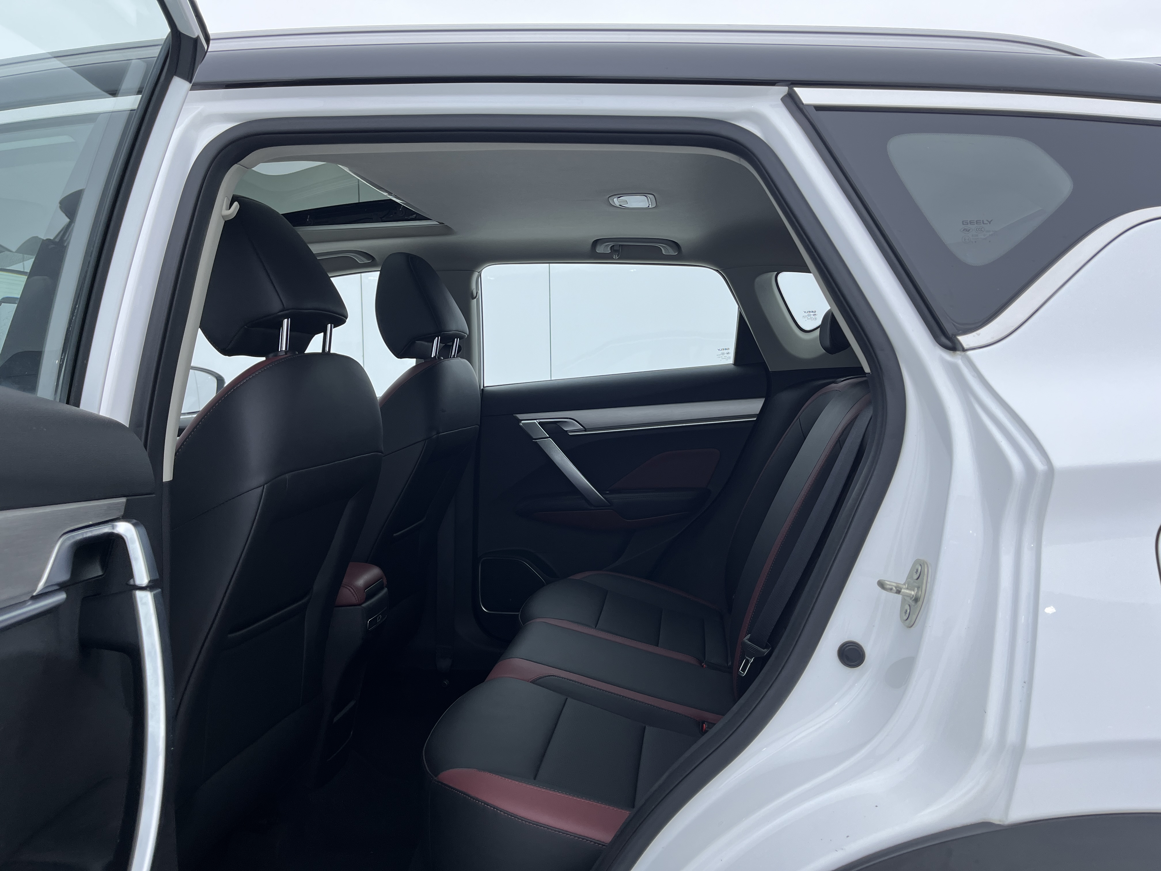 GEELY Coolray 2022 #10 GEELY Coolray 2022 car image #10
