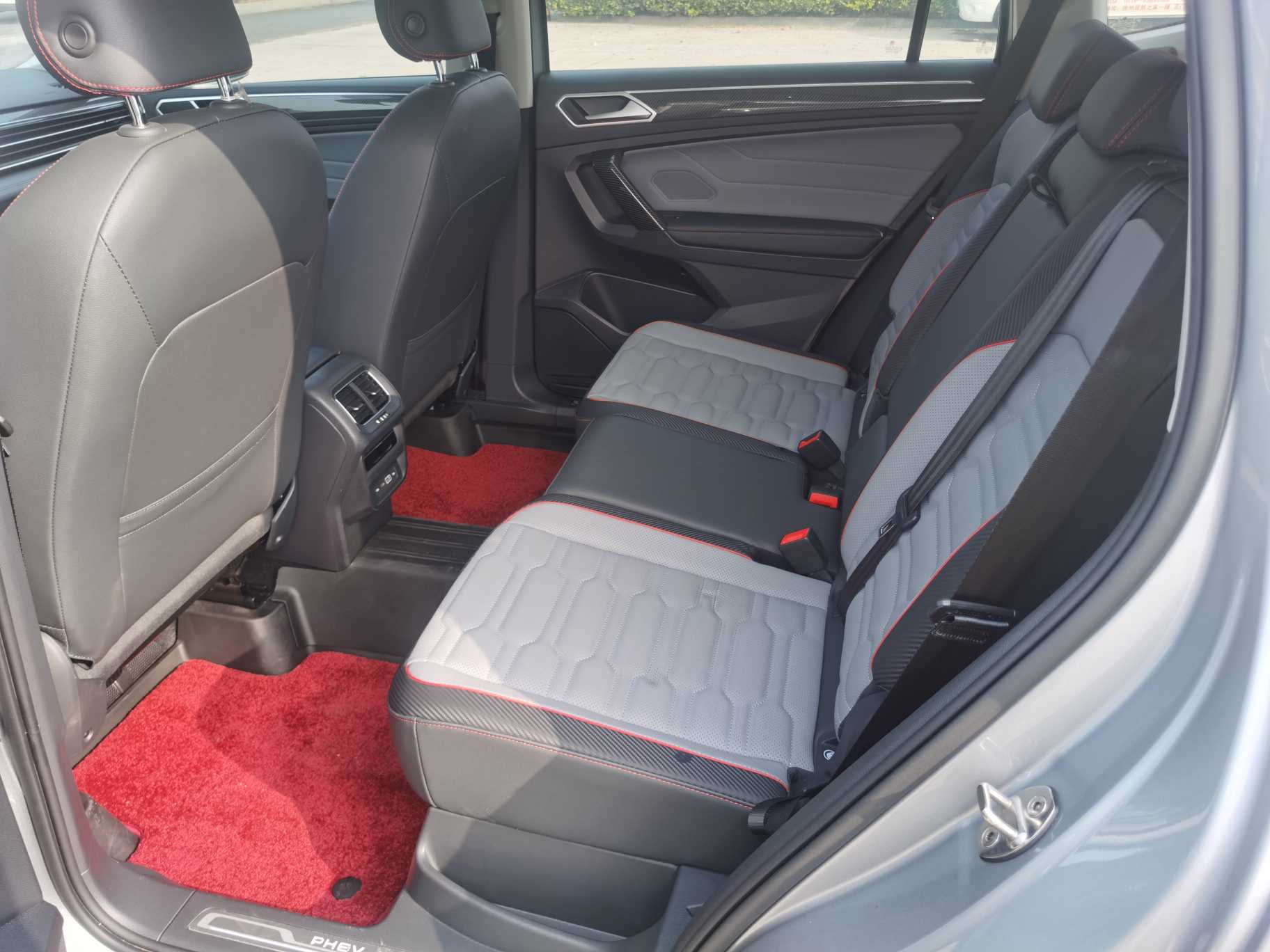 Volkswagen Tiguan L New Energy 2022 изображение автомобиля #10