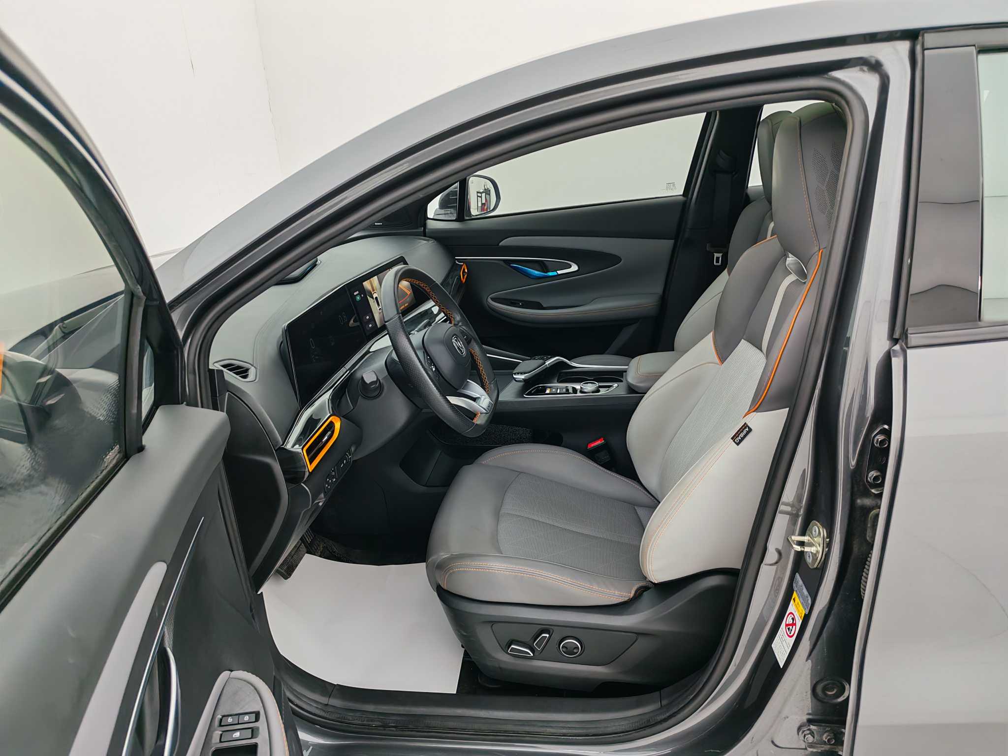 Changan UNI-T 2022 car image #10