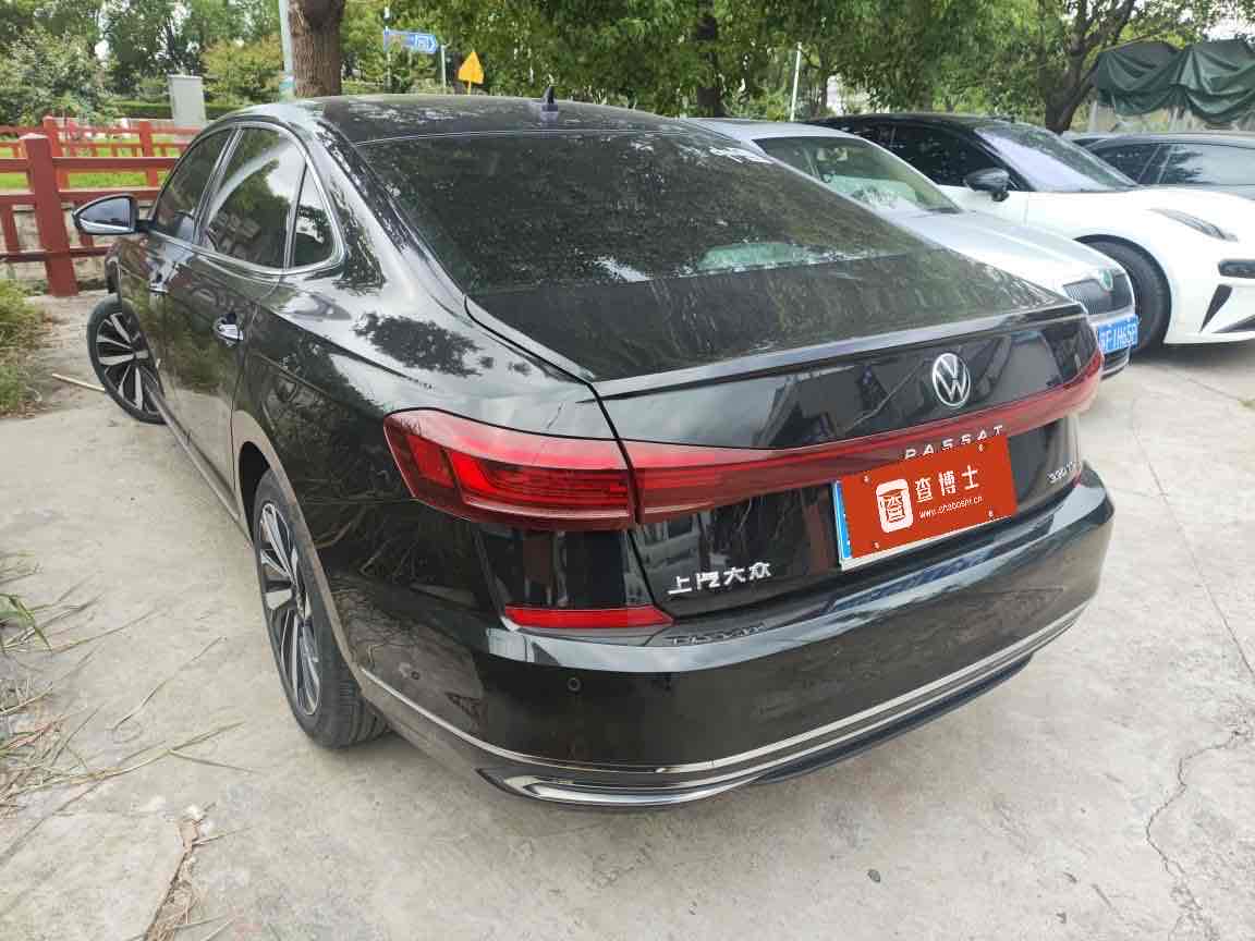 Volkswagen Passat 2022 car image #10