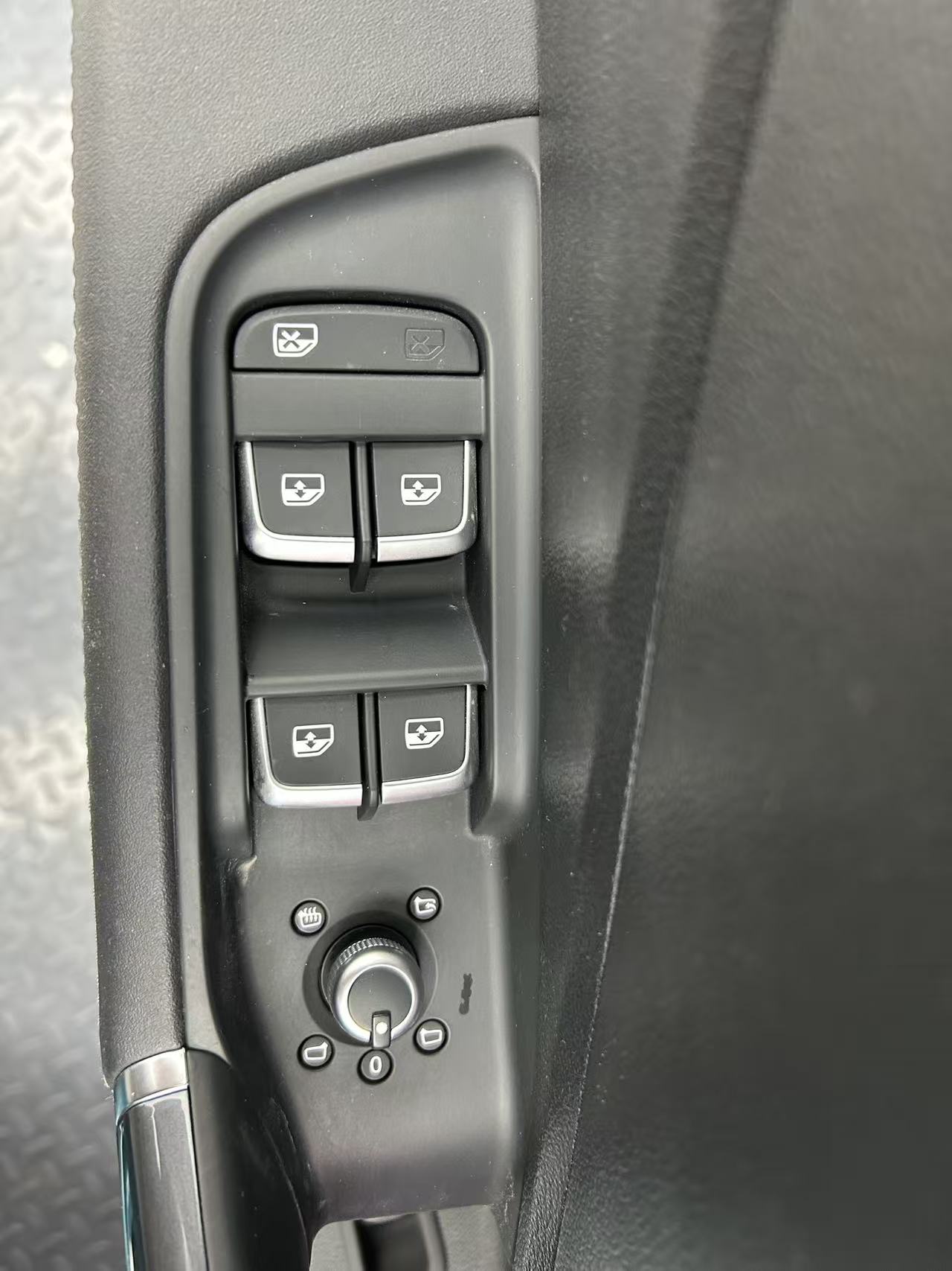Q2L 2022 #10 Q2L 2022 car image #10