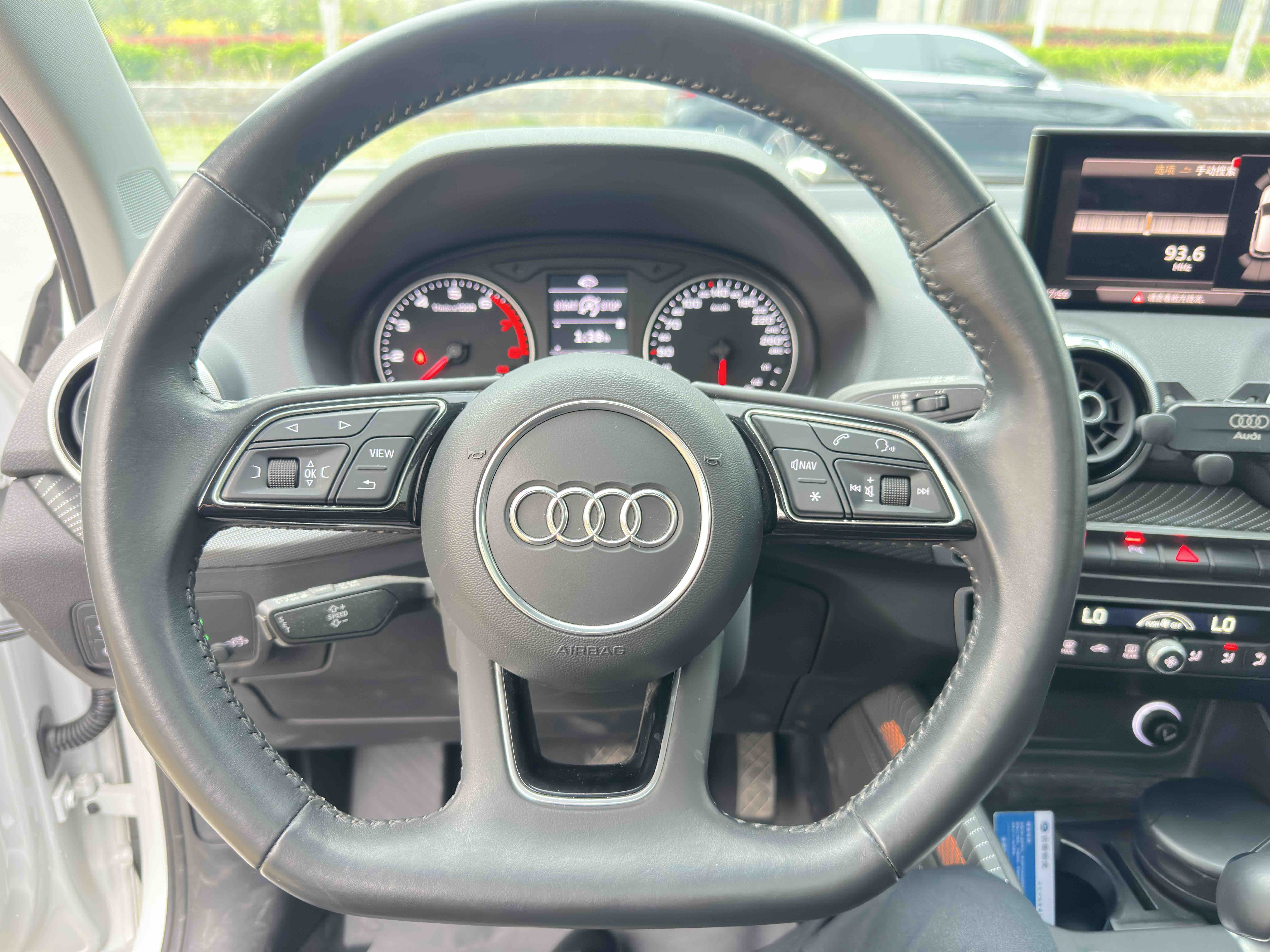 Q2L 2022 #10 Q2L 2022 car image #10
