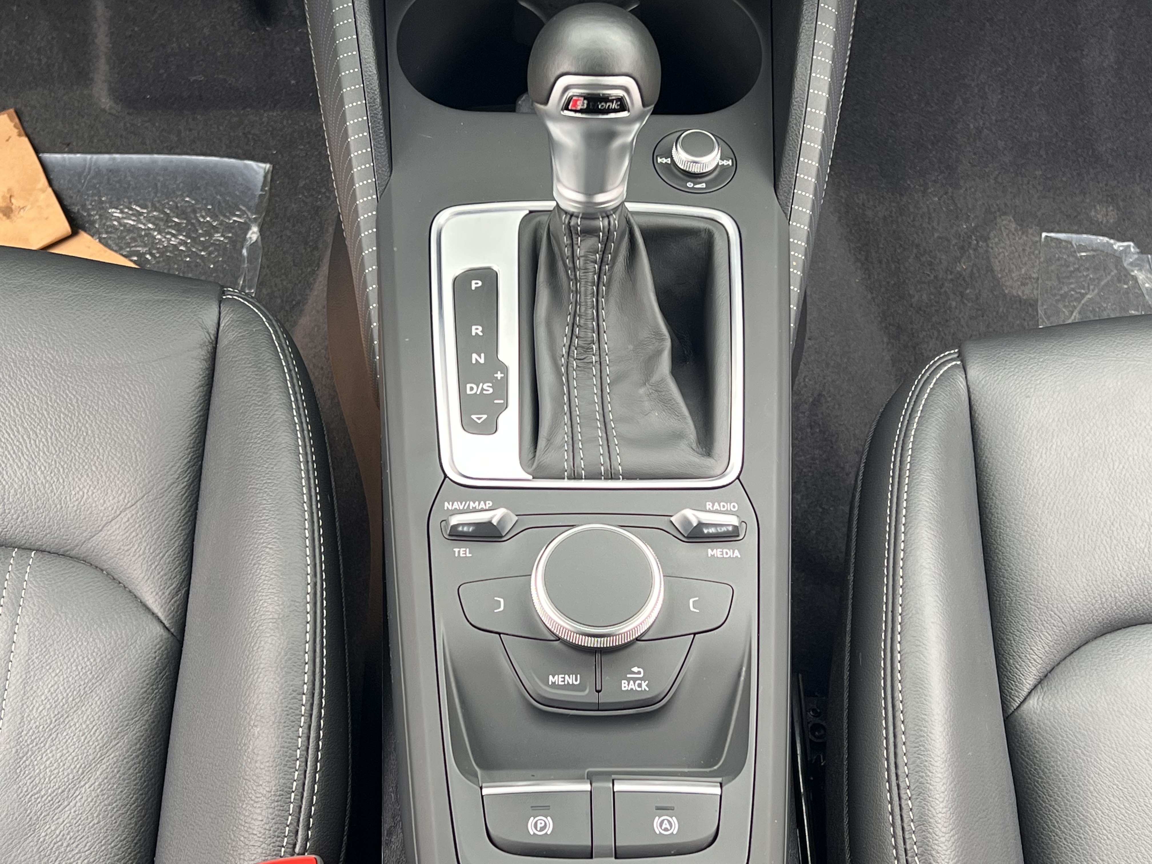 2022 #10 2022 immagine di auto #10