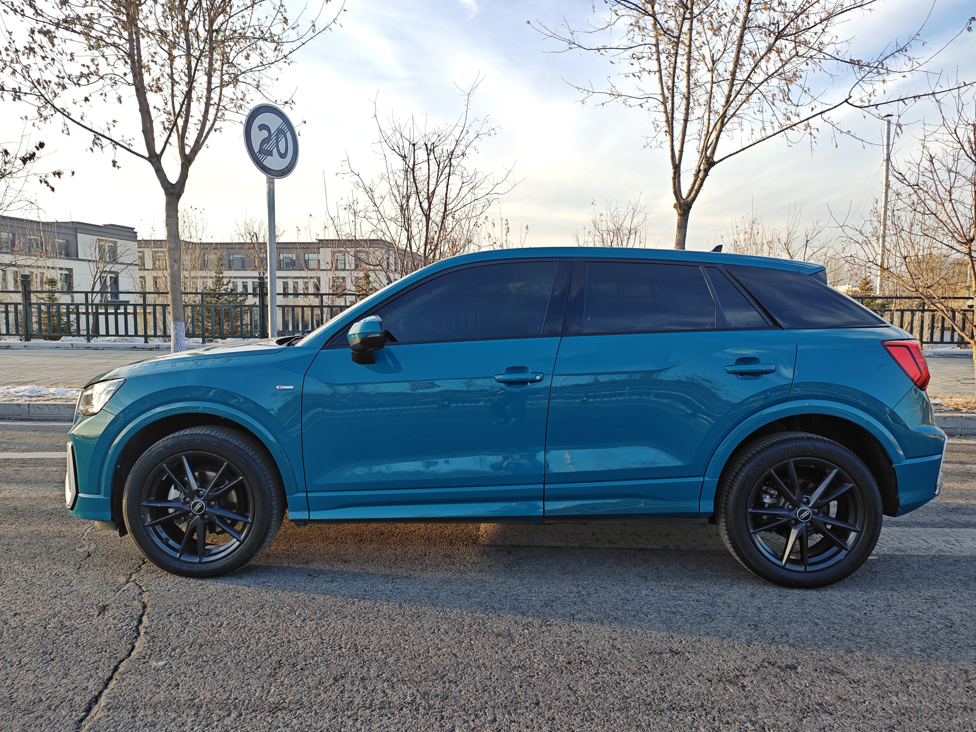 Q2L 2023 car image #10