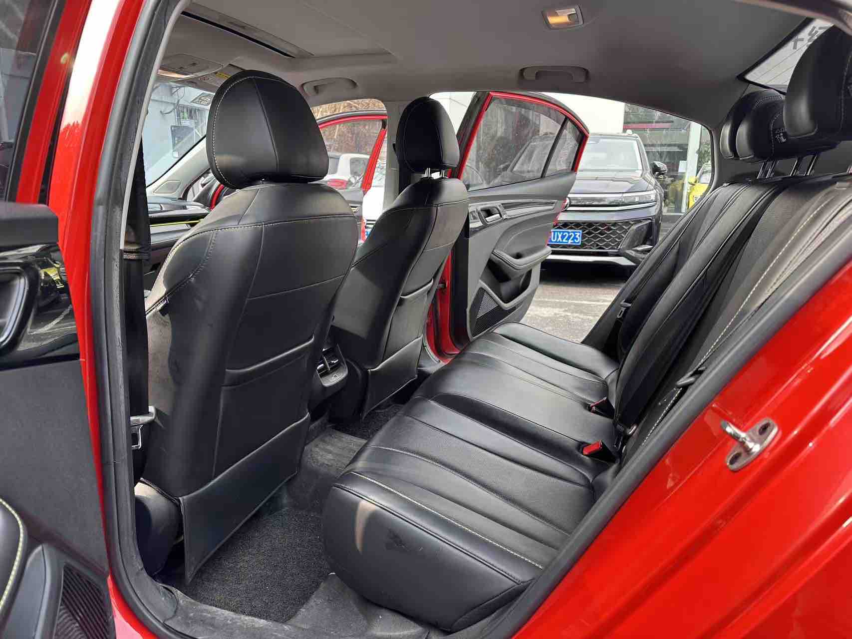 Roewe i5 2022 #10 Roewe i5 2022 car image #10