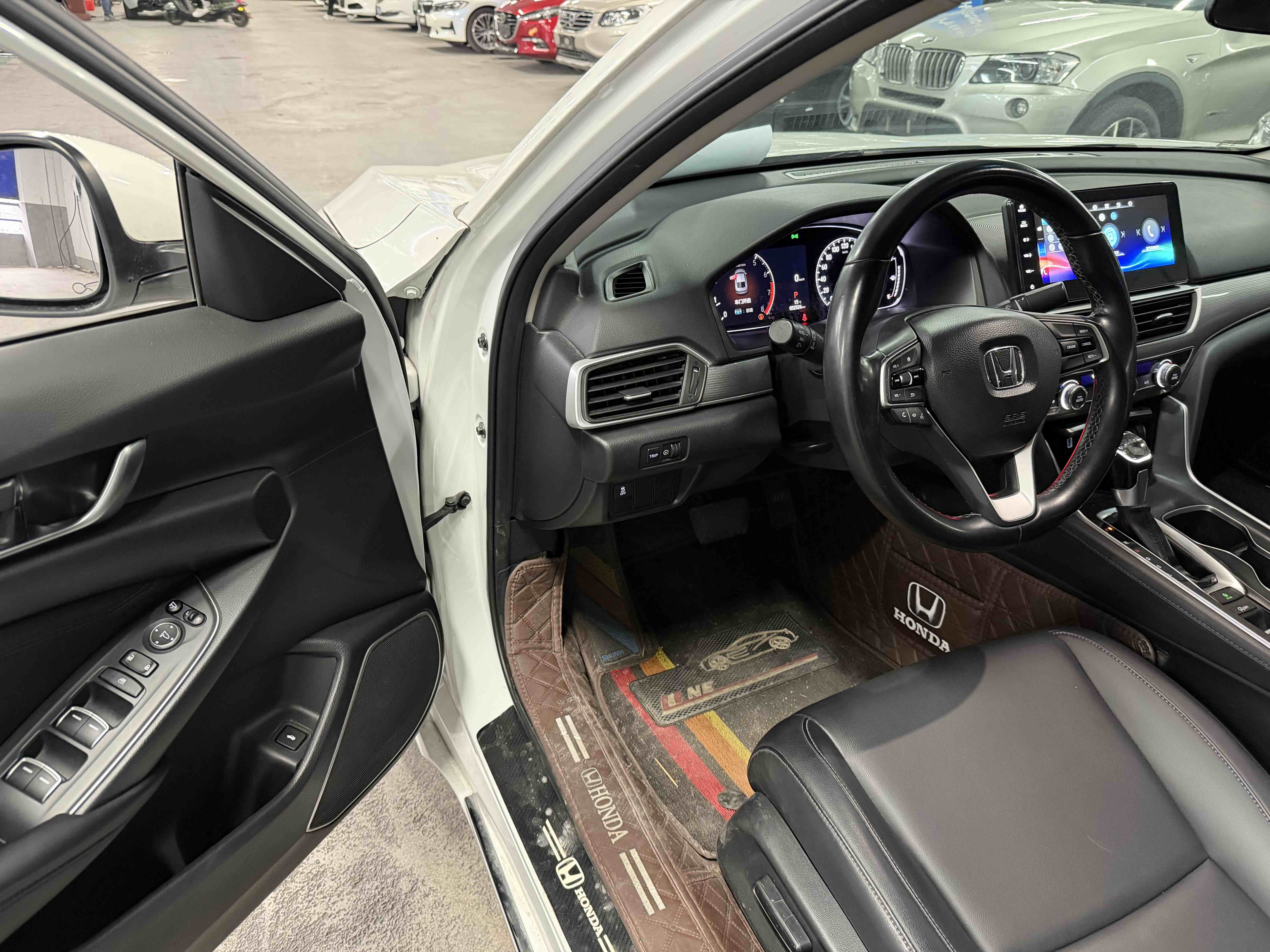 Honda Accord 2022 car image #10