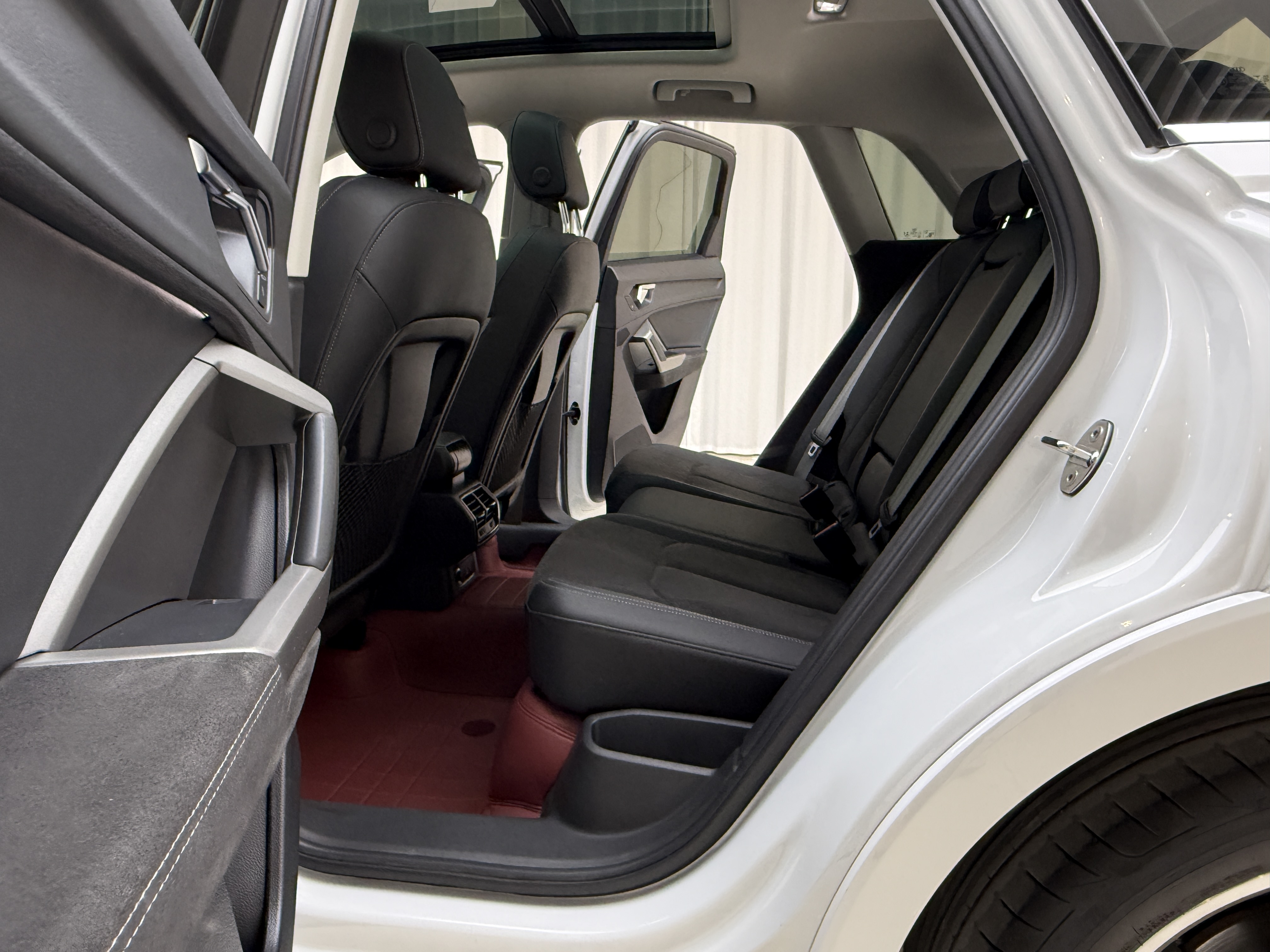 Audi Q3 2023 immagine di auto #10