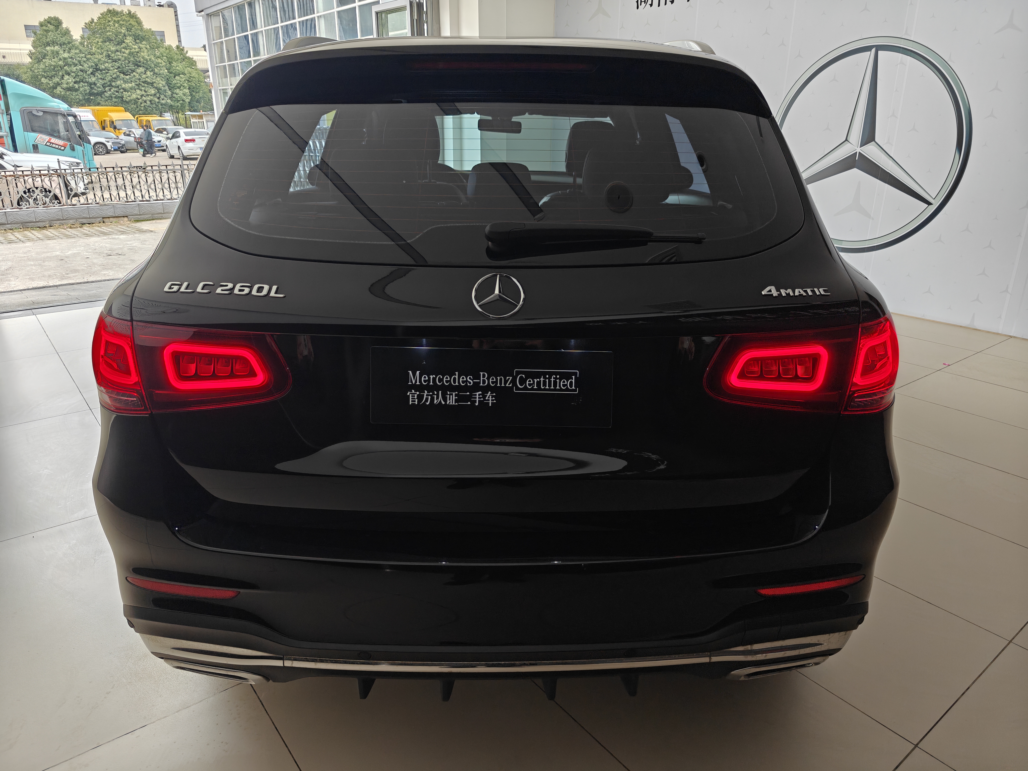 Mercedes-Benz GLC Class 2022 car image #10