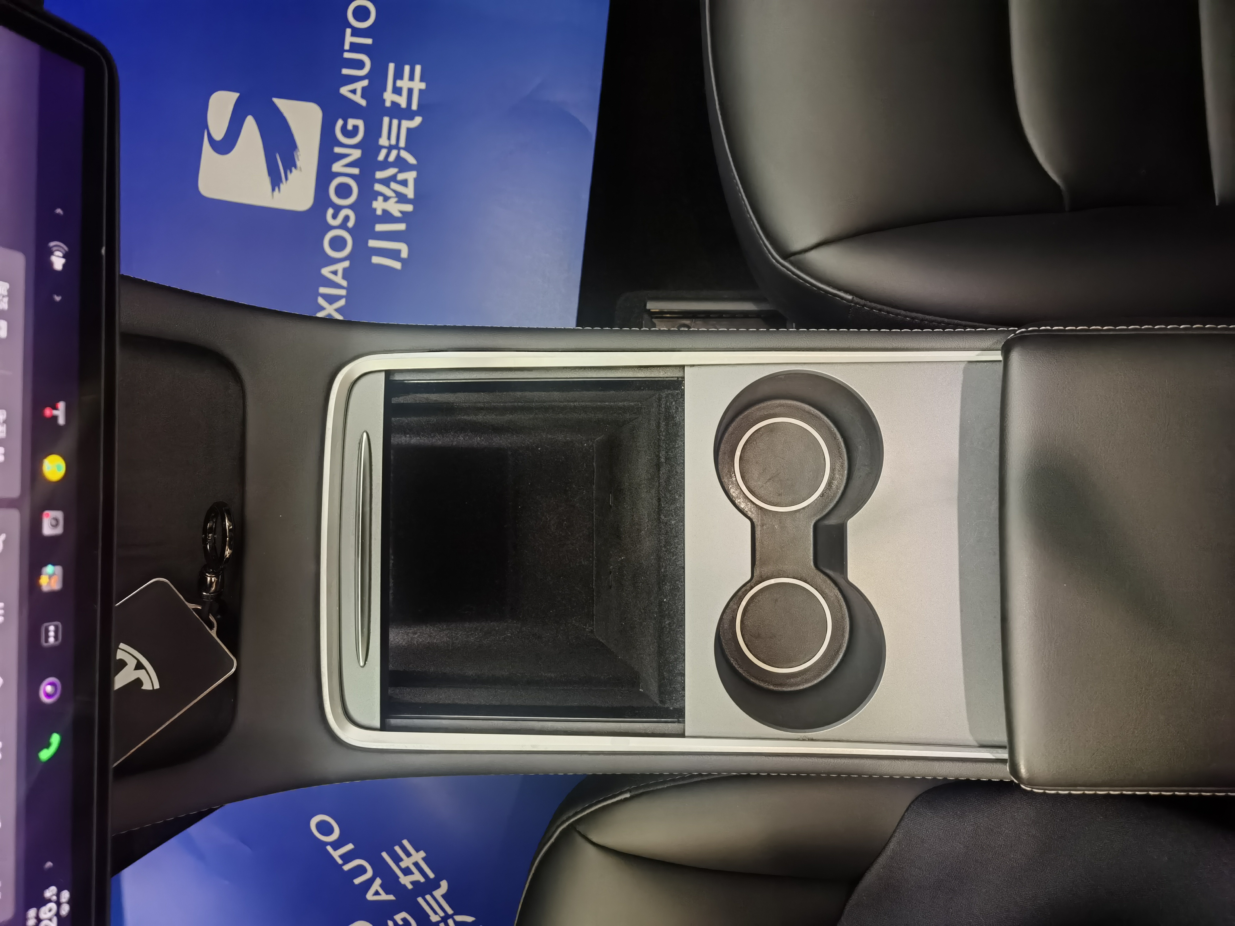 Tesla Model Y 2022 car image #10