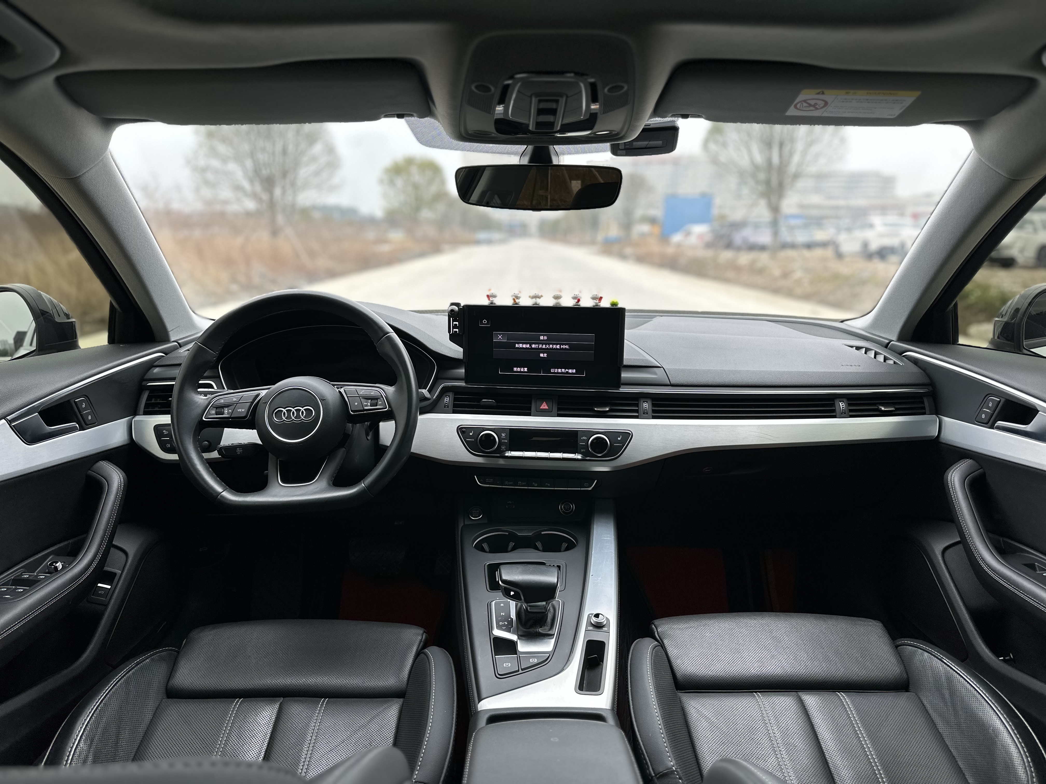 Audi A4L 2023 immagine di auto #10