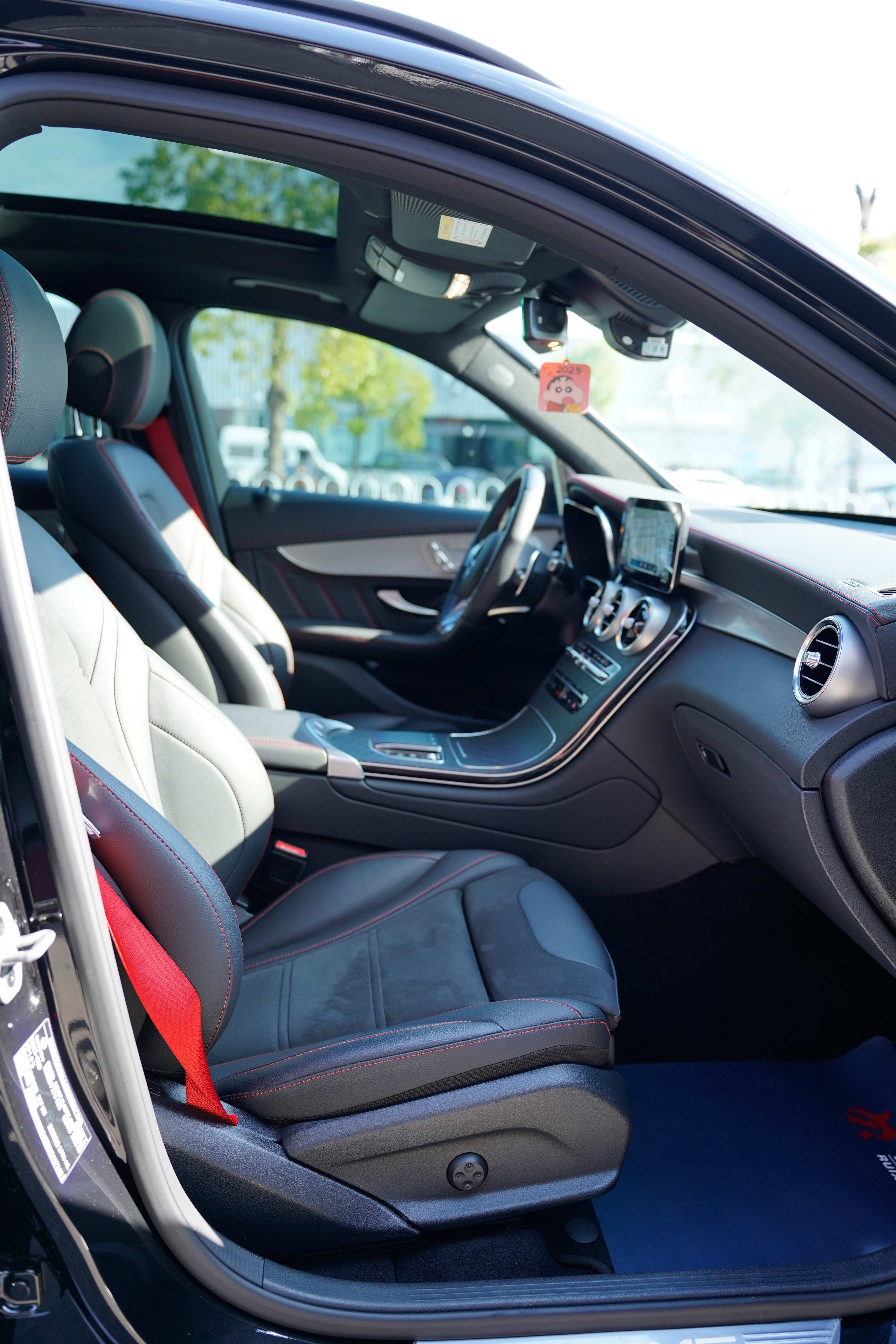 Mercedes-Benz GLC AMG 2023 car image #10