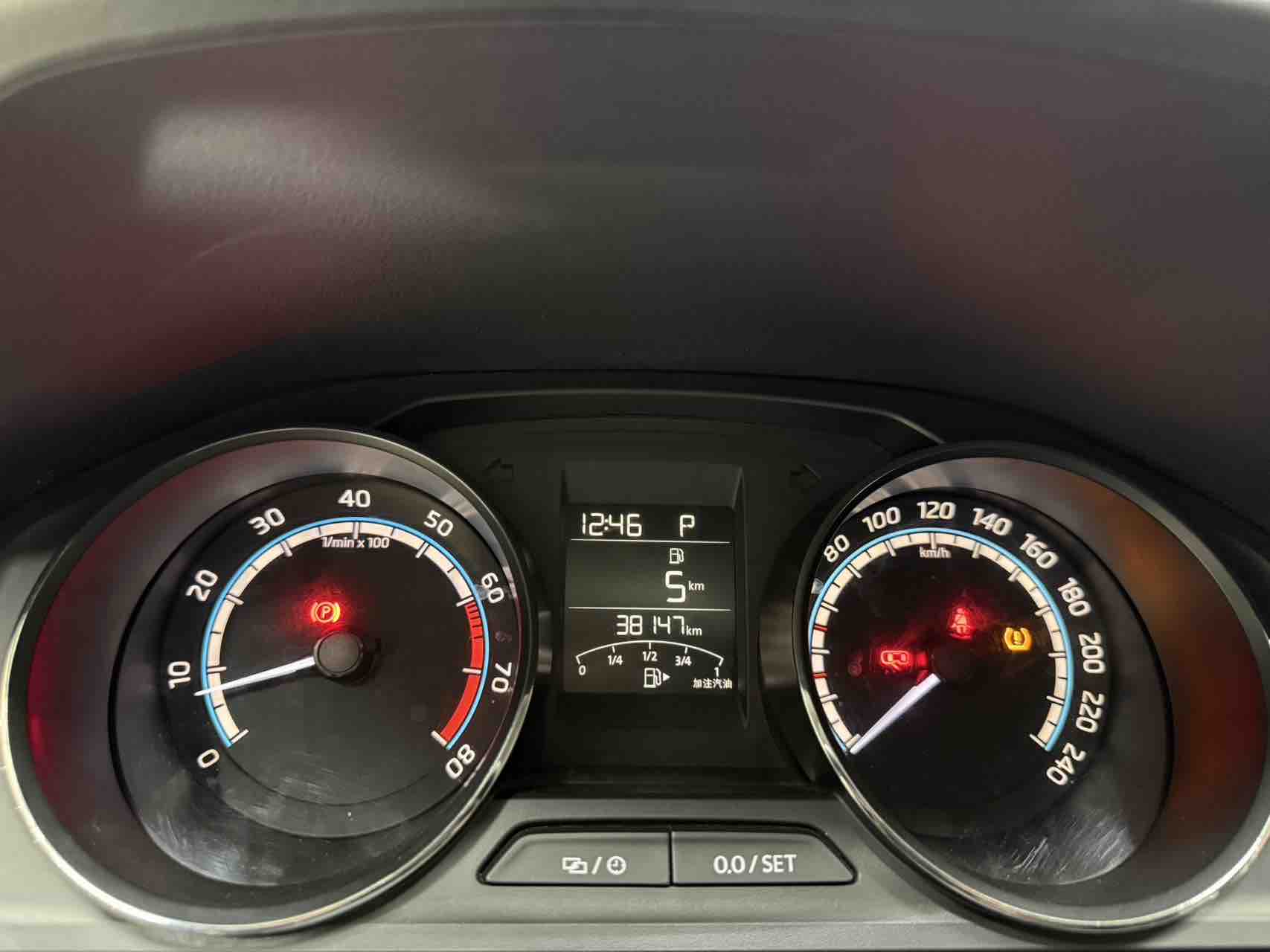 Skoda Kamiq 2022 imagen de coche #10