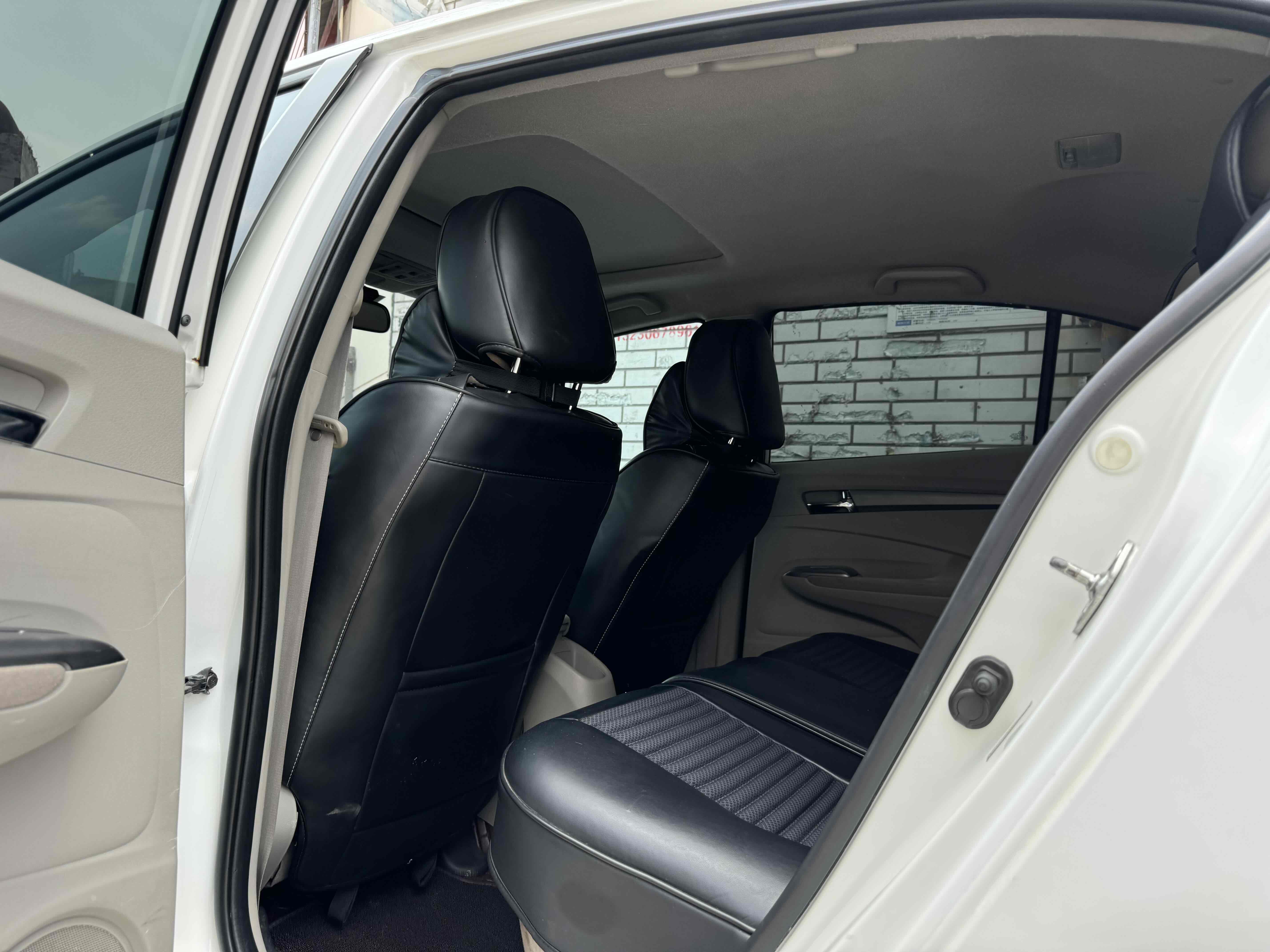 Honda City Classic 2014 #10 Honda City Classic 2014 car image #10