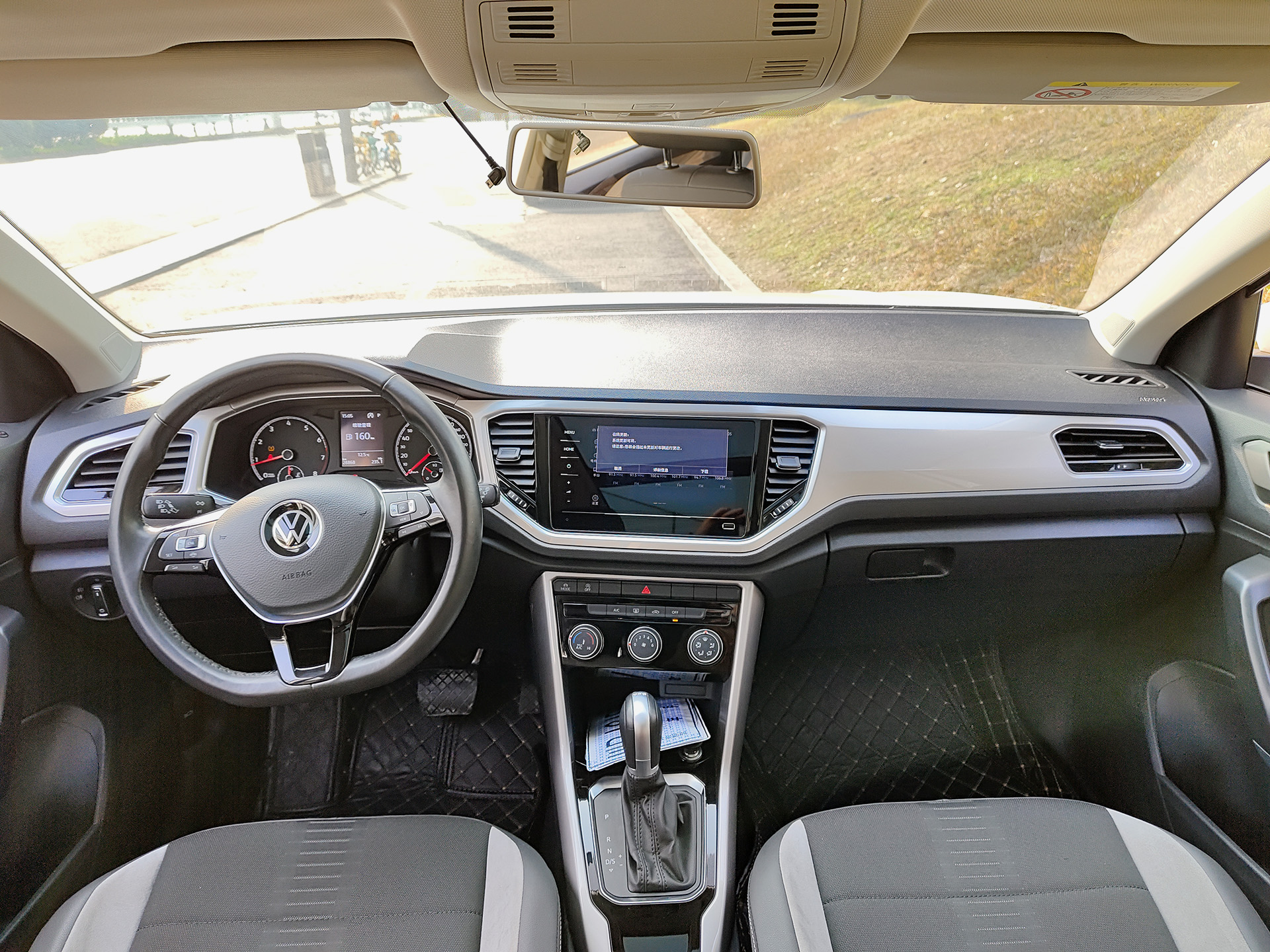 T-Roc 2022 #10 T-Roc 2022 car image #10
