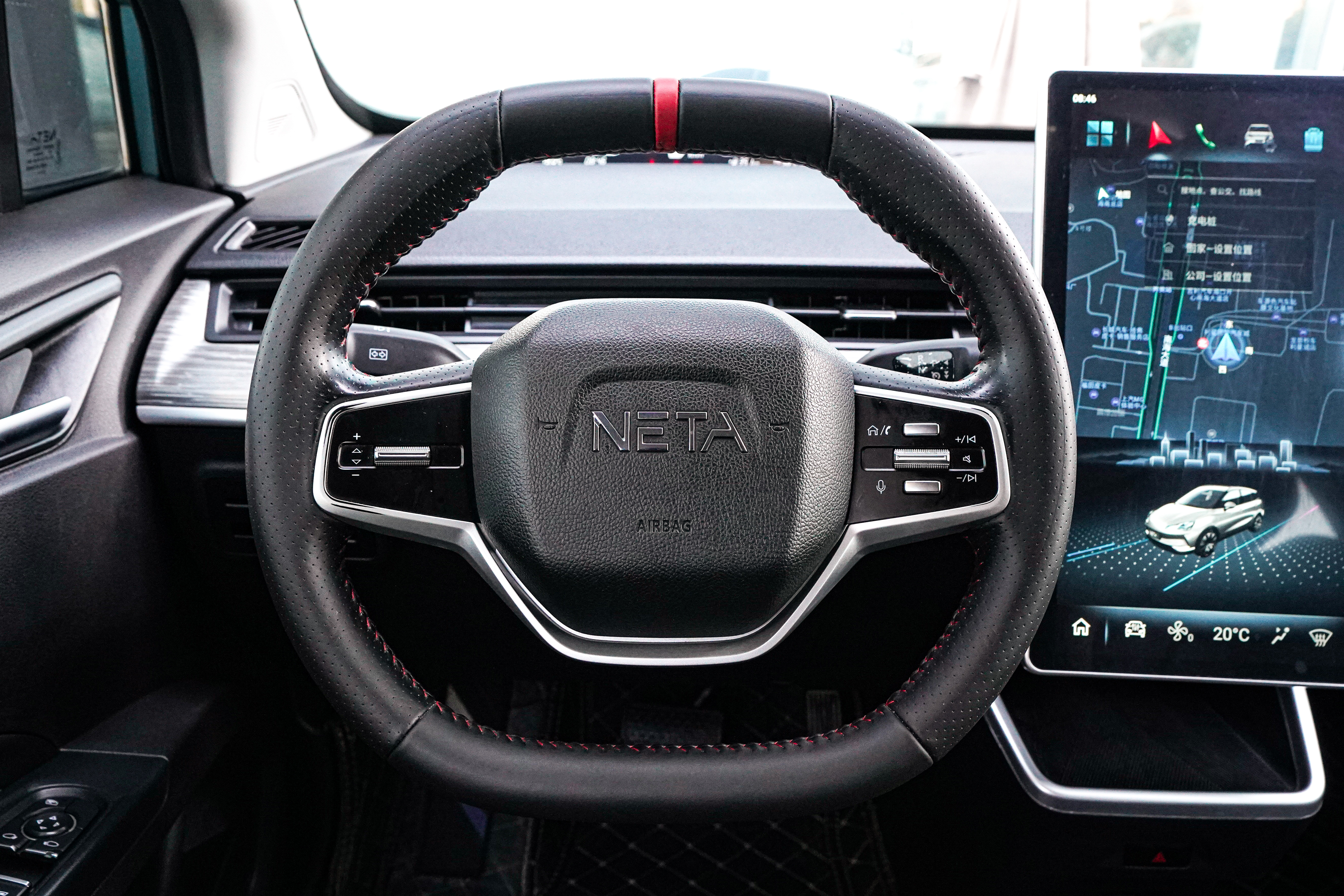 哪吒汽车 哪吒V 2022 #10 哪吒汽车 哪吒V 2022 汽车图片 #10