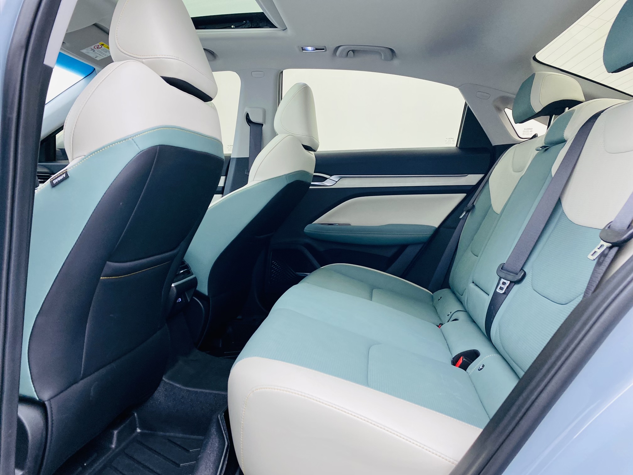 GEELY 2023 #10 GEELY 2023 car image #10