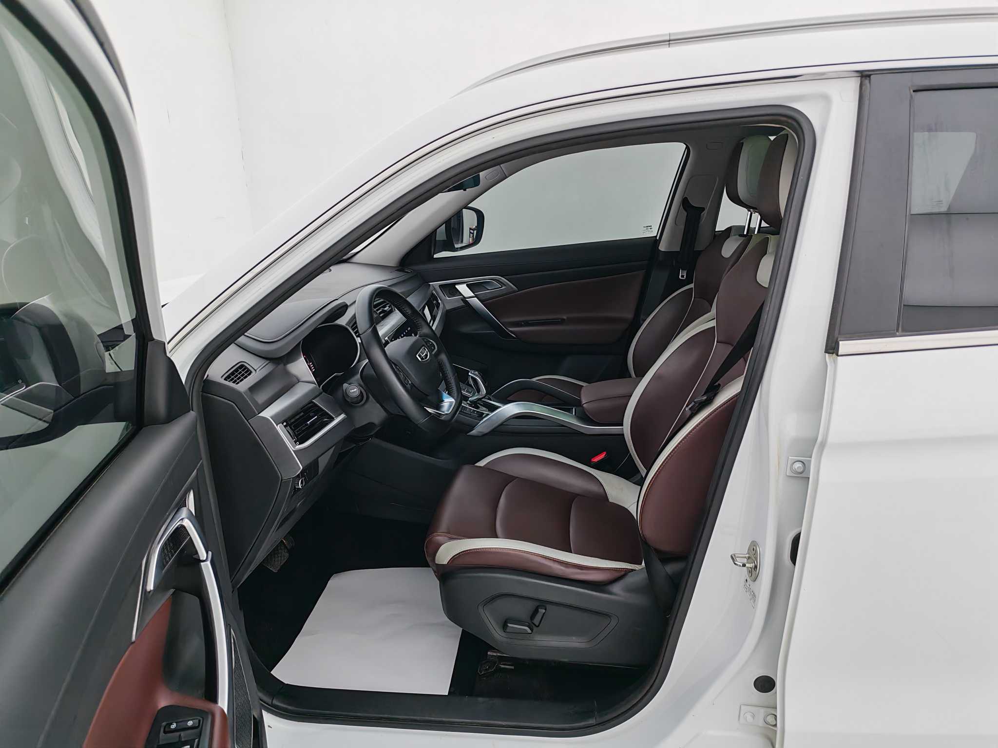 GEELY Boyue 2023 imagem de carro #10