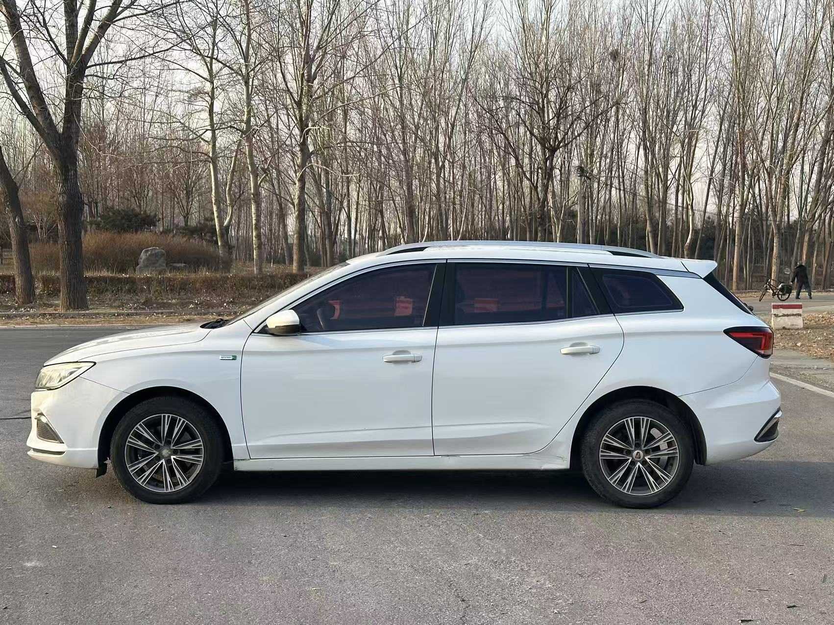 Roewe 2018 #10 Roewe 2018 car image #10