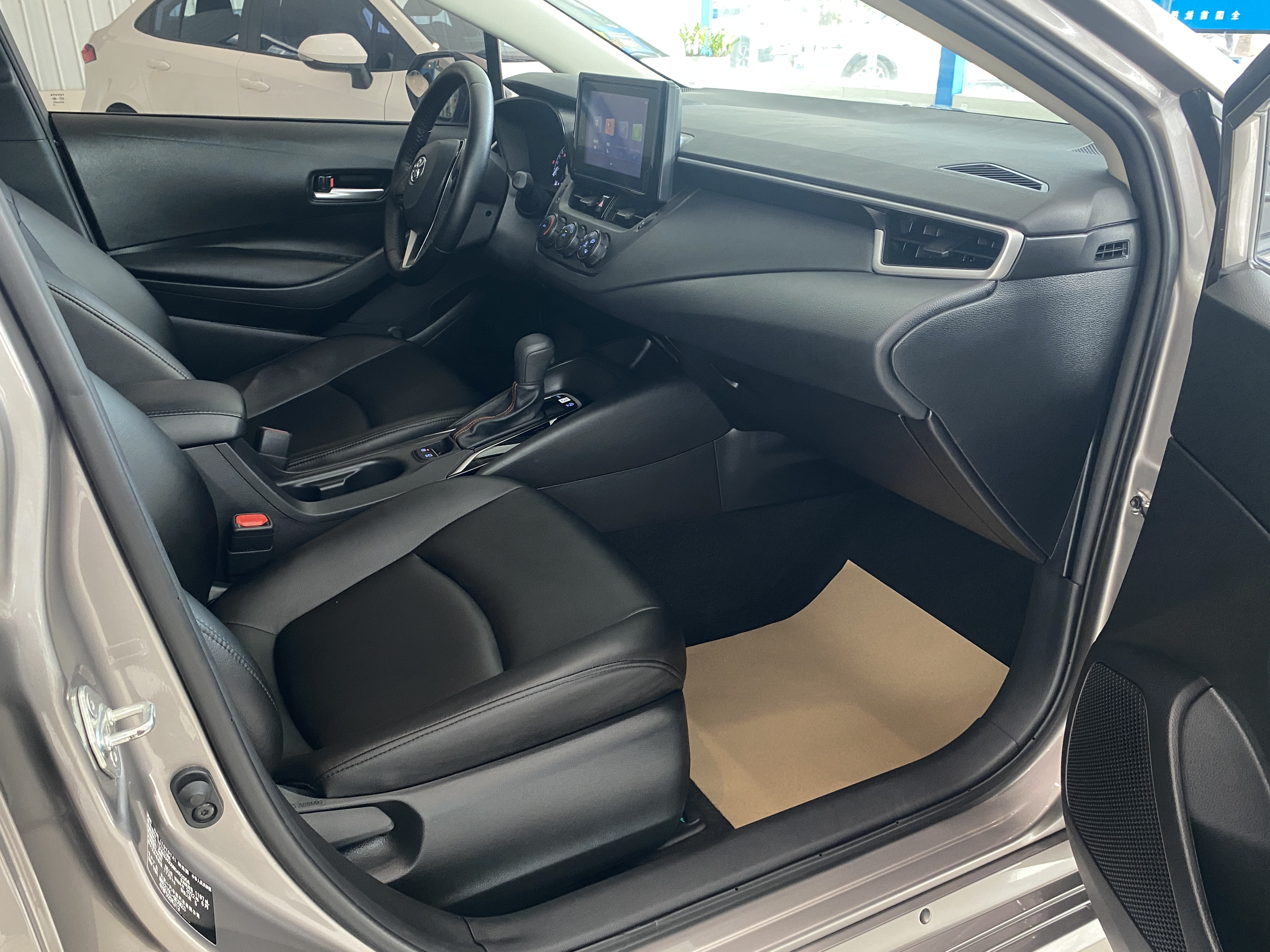Corolla 2022 immagine di auto #10
