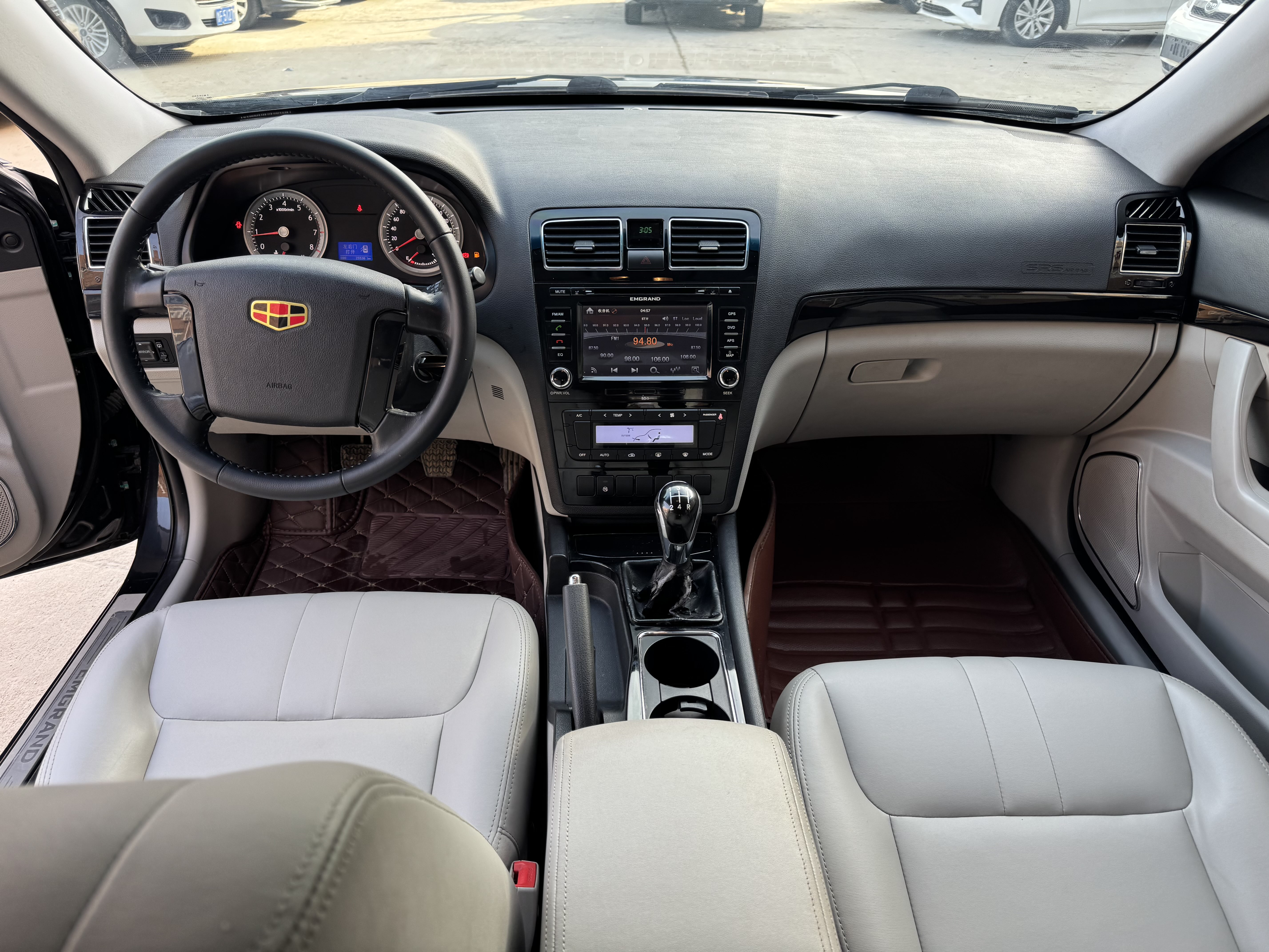 GEELY EC8 2014 car image #10