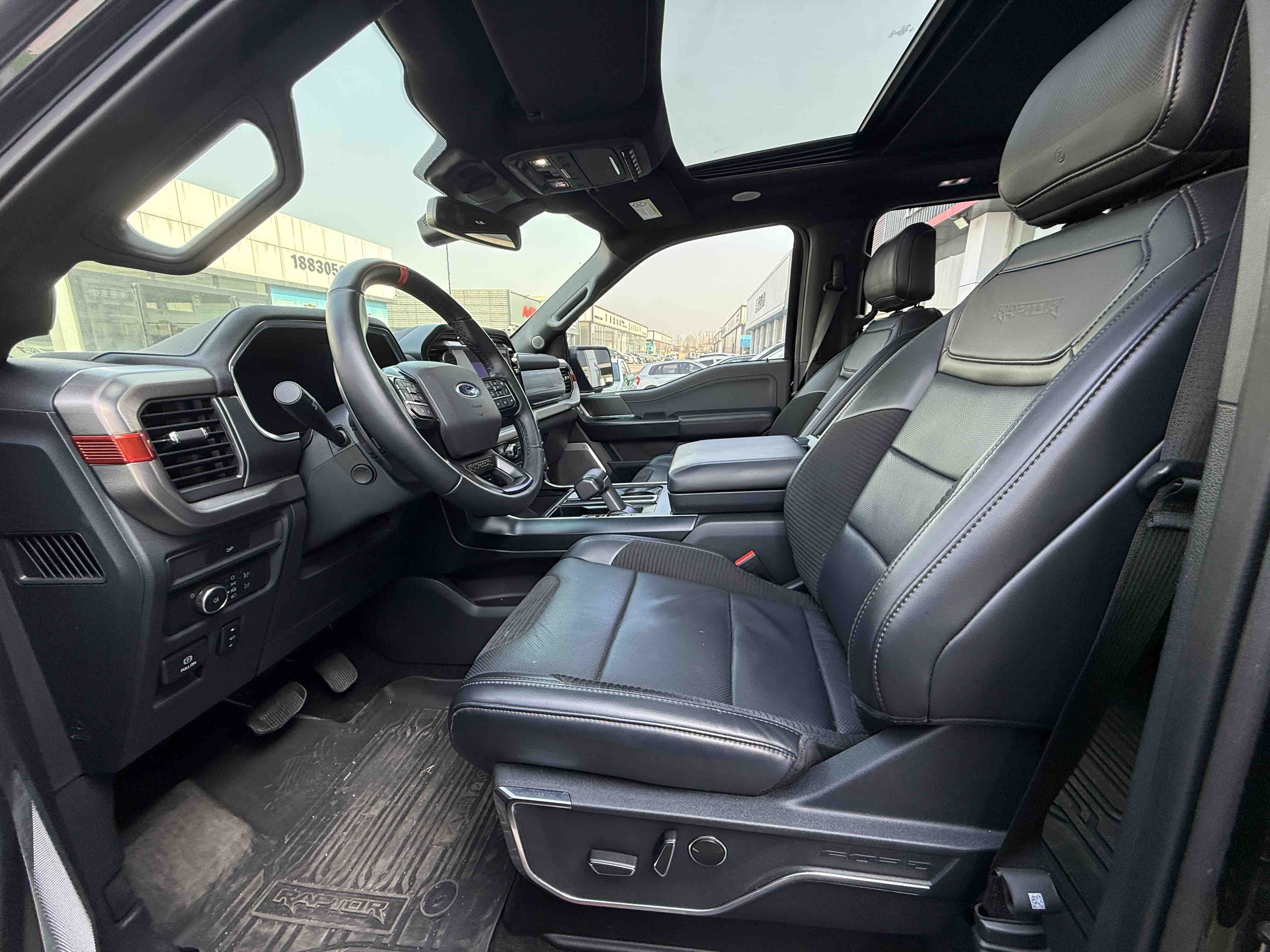 Ford F-150 Raptor 2023 car image #10