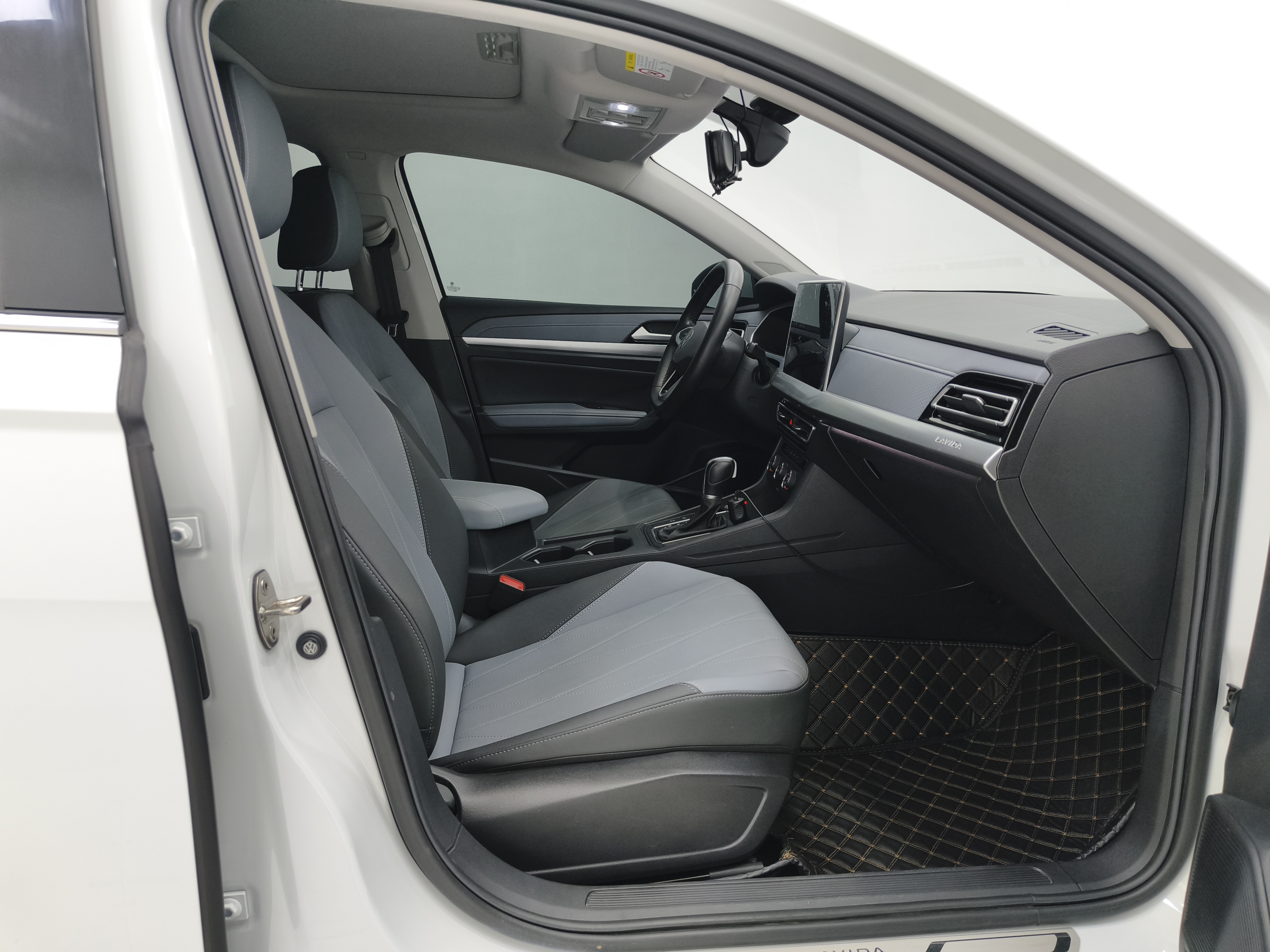 Volkswagen Lavida 2022 #10 Volkswagen Lavida 2022 car image #10