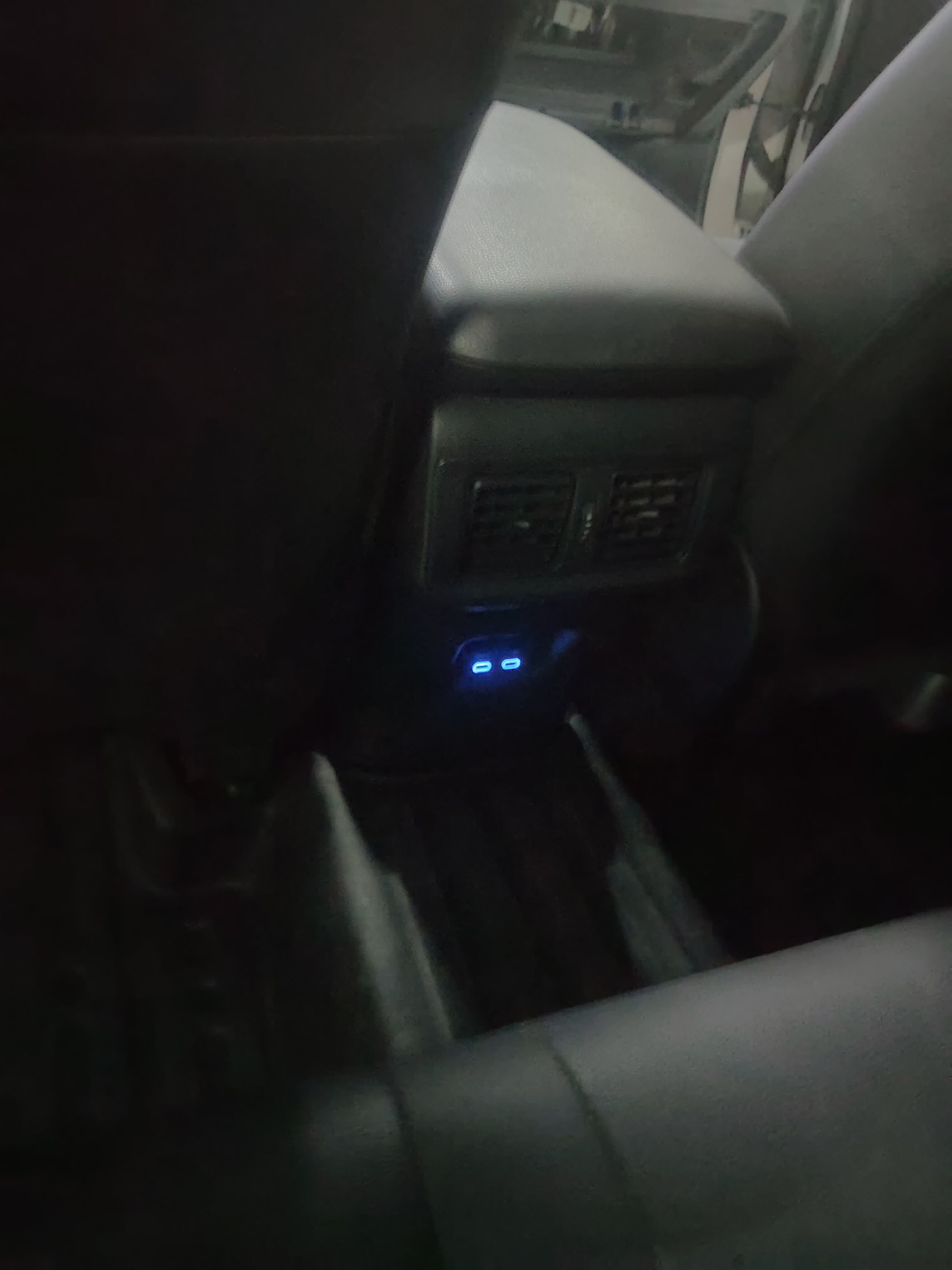 Toyota RAV4 Hybird E+ 2022 #10 Toyota RAV4 Hybird E+ 2022 immagine di auto #10