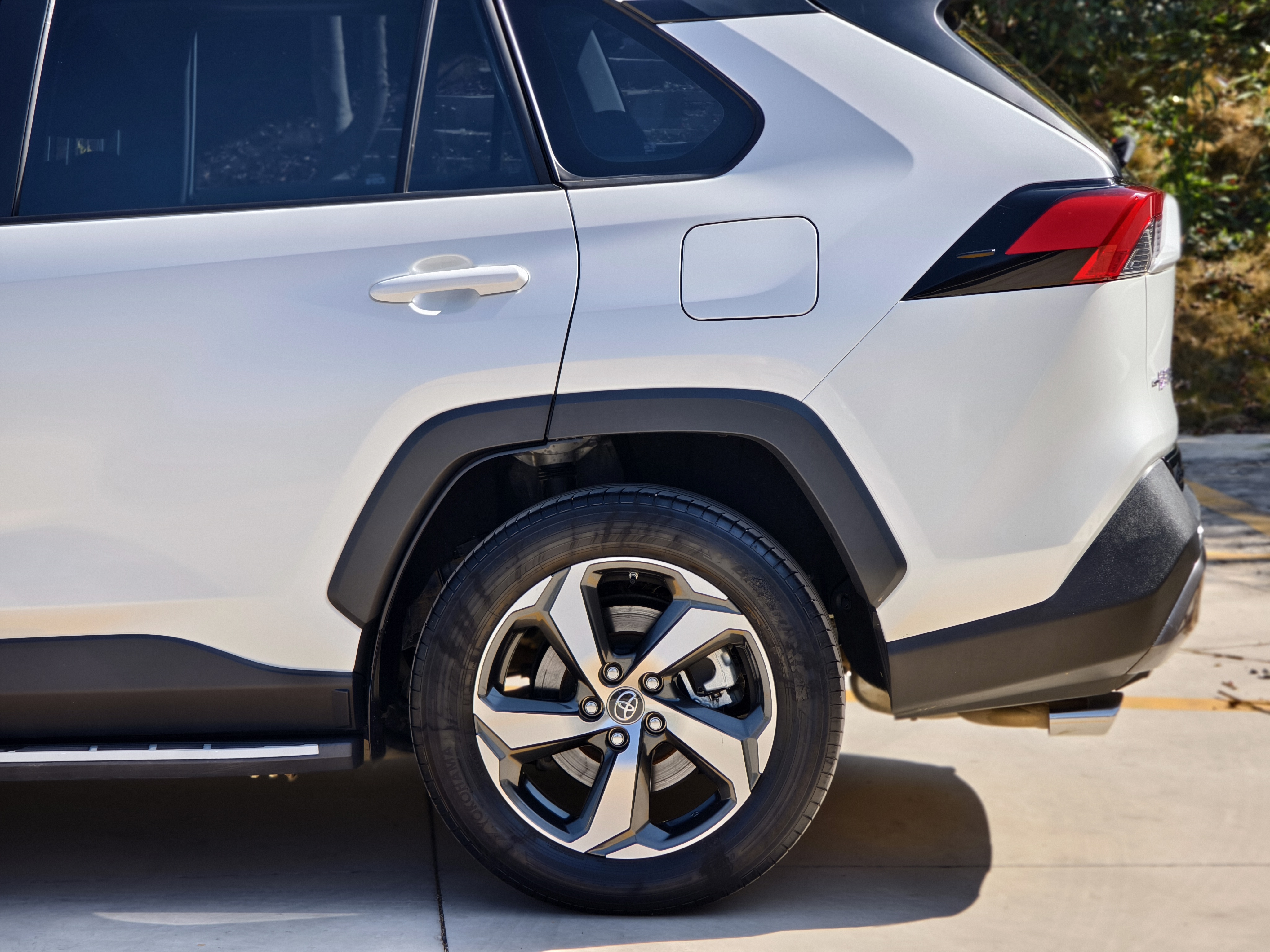 Toyota RAV4 Hybird E+ 2022 immagine di auto #10