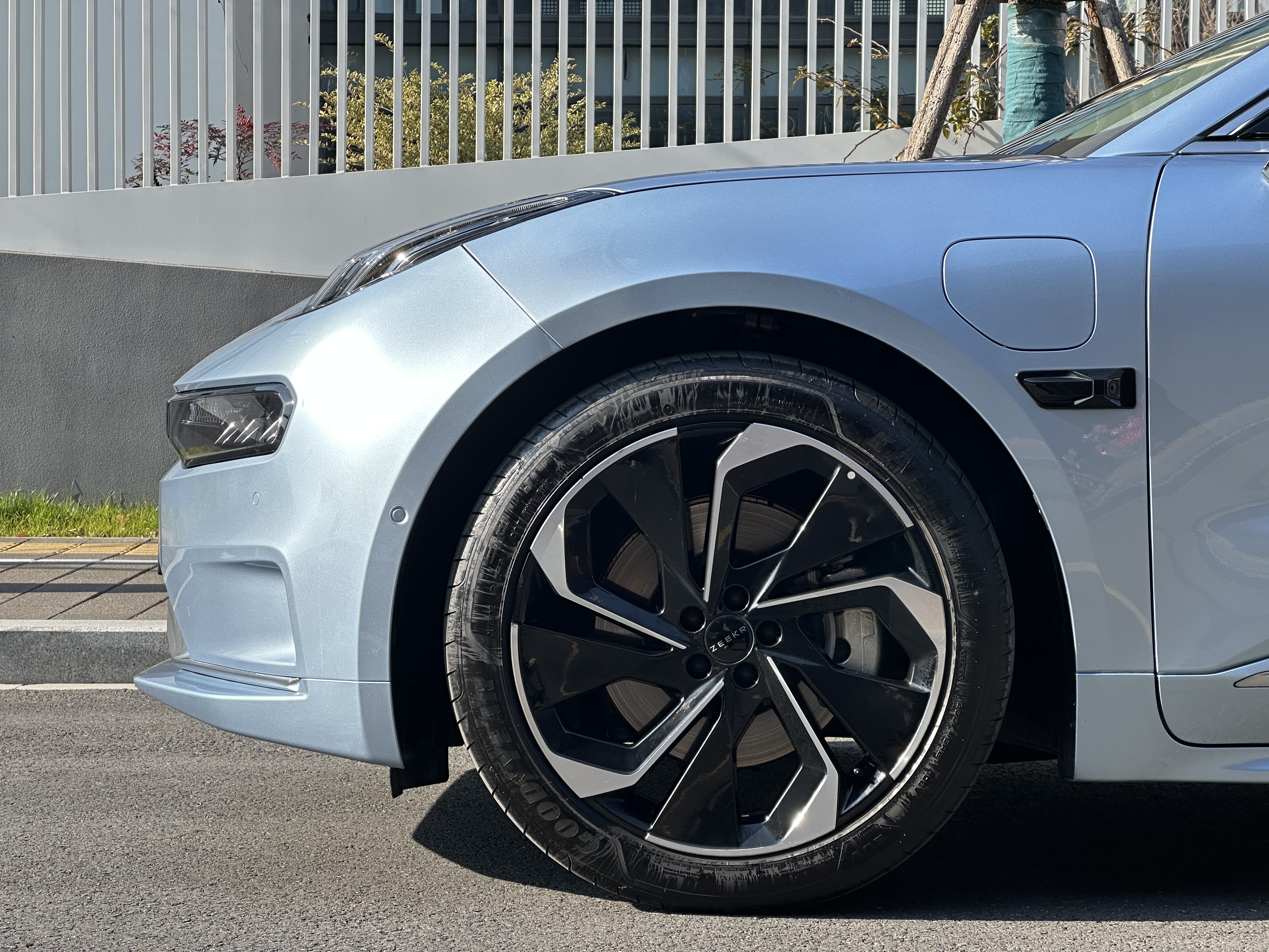 极氪 极氪001 2022 汽车图片 #10