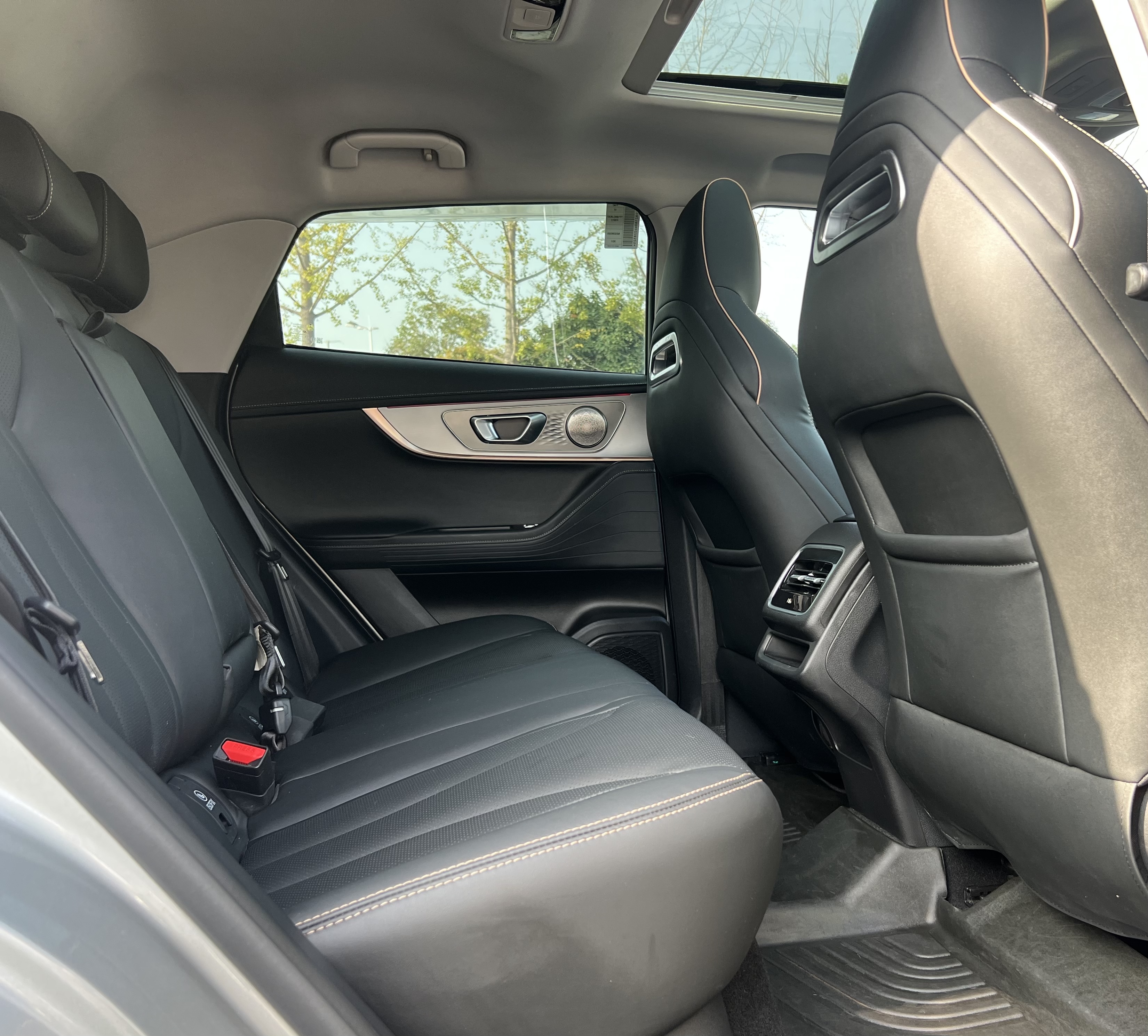 Chery Omoda 2022 immagine di auto #10