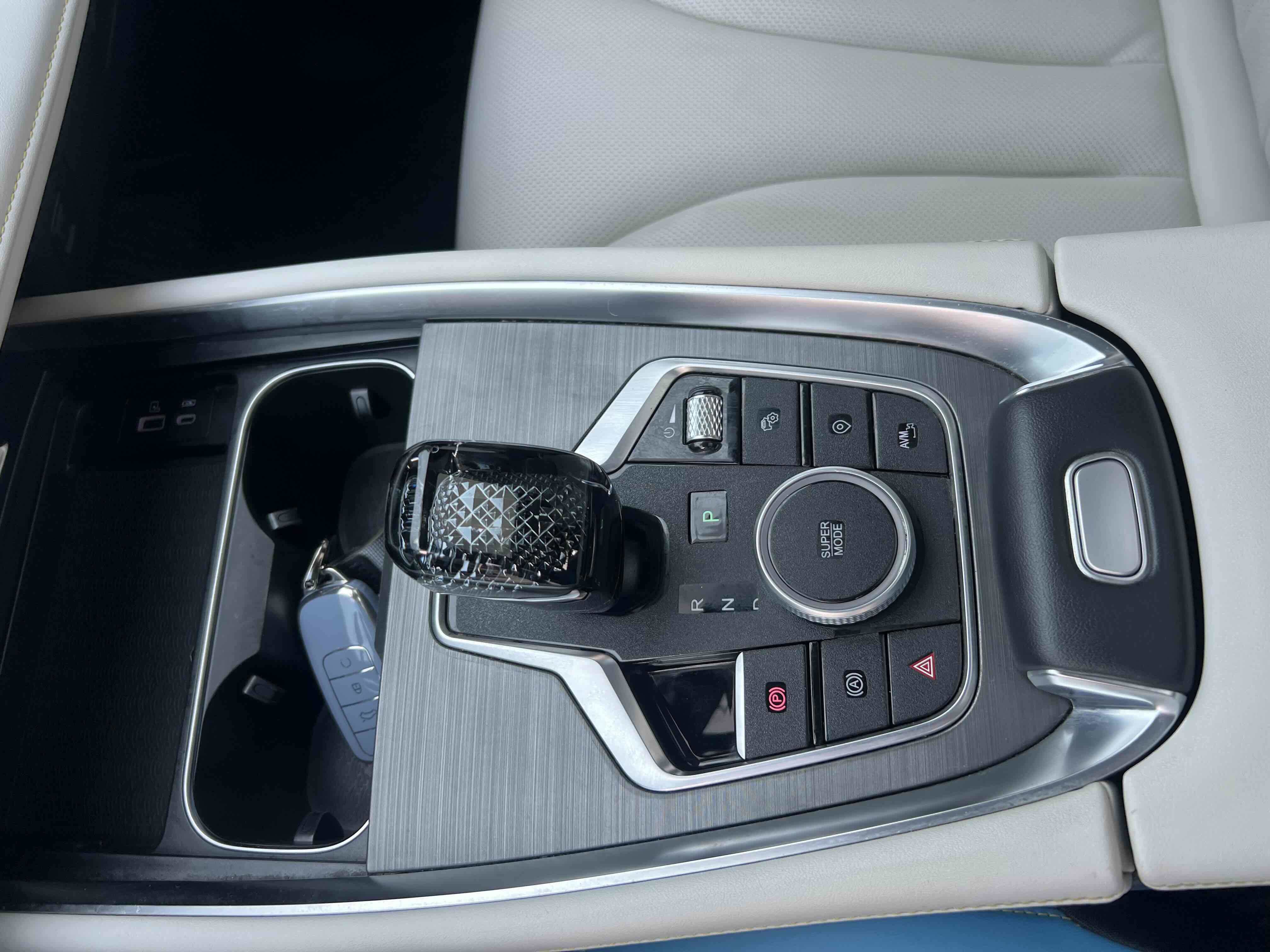 Chery Omoda 2023 car image #10