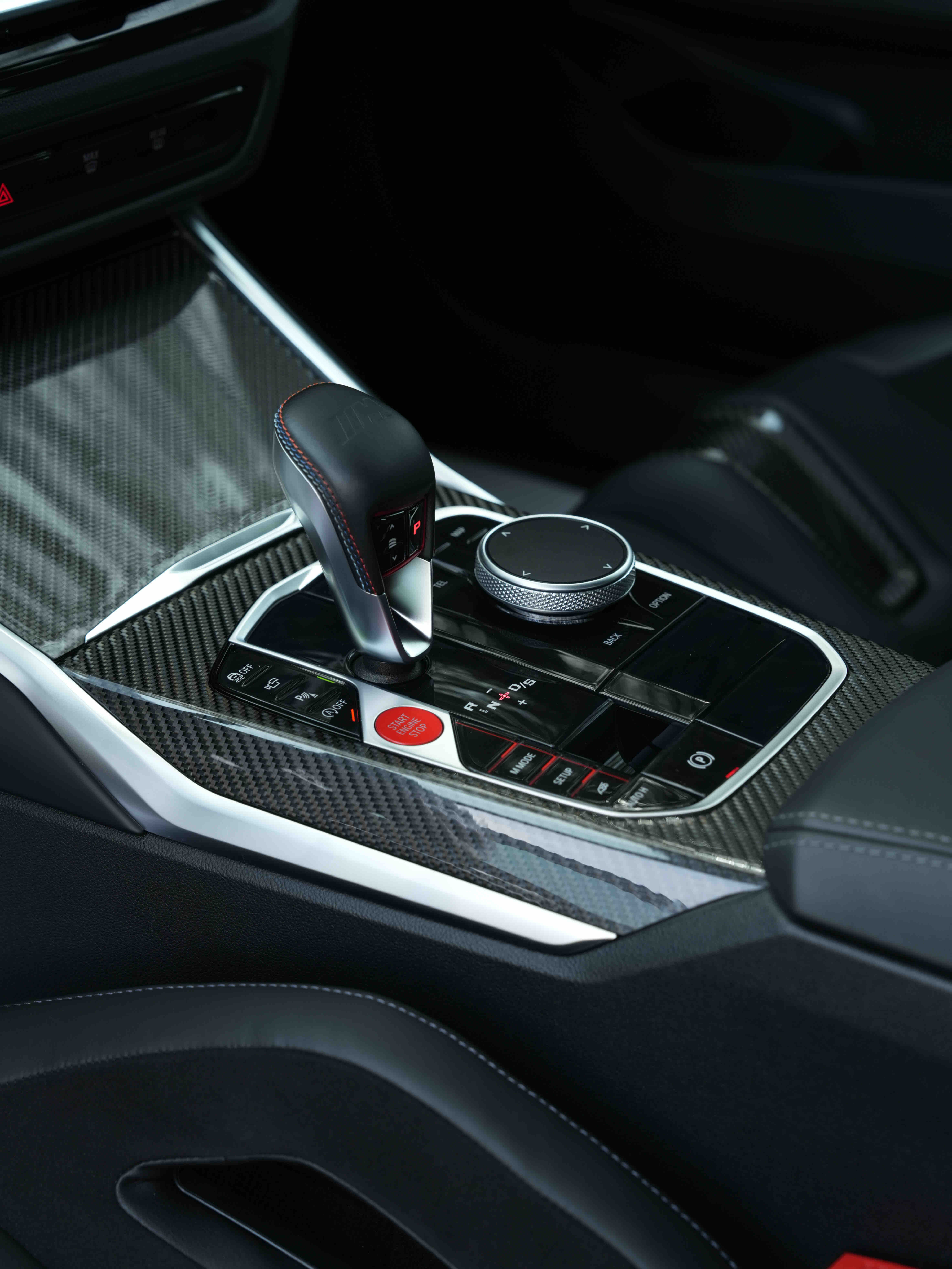 BMW M3 2024 immagine di auto #10