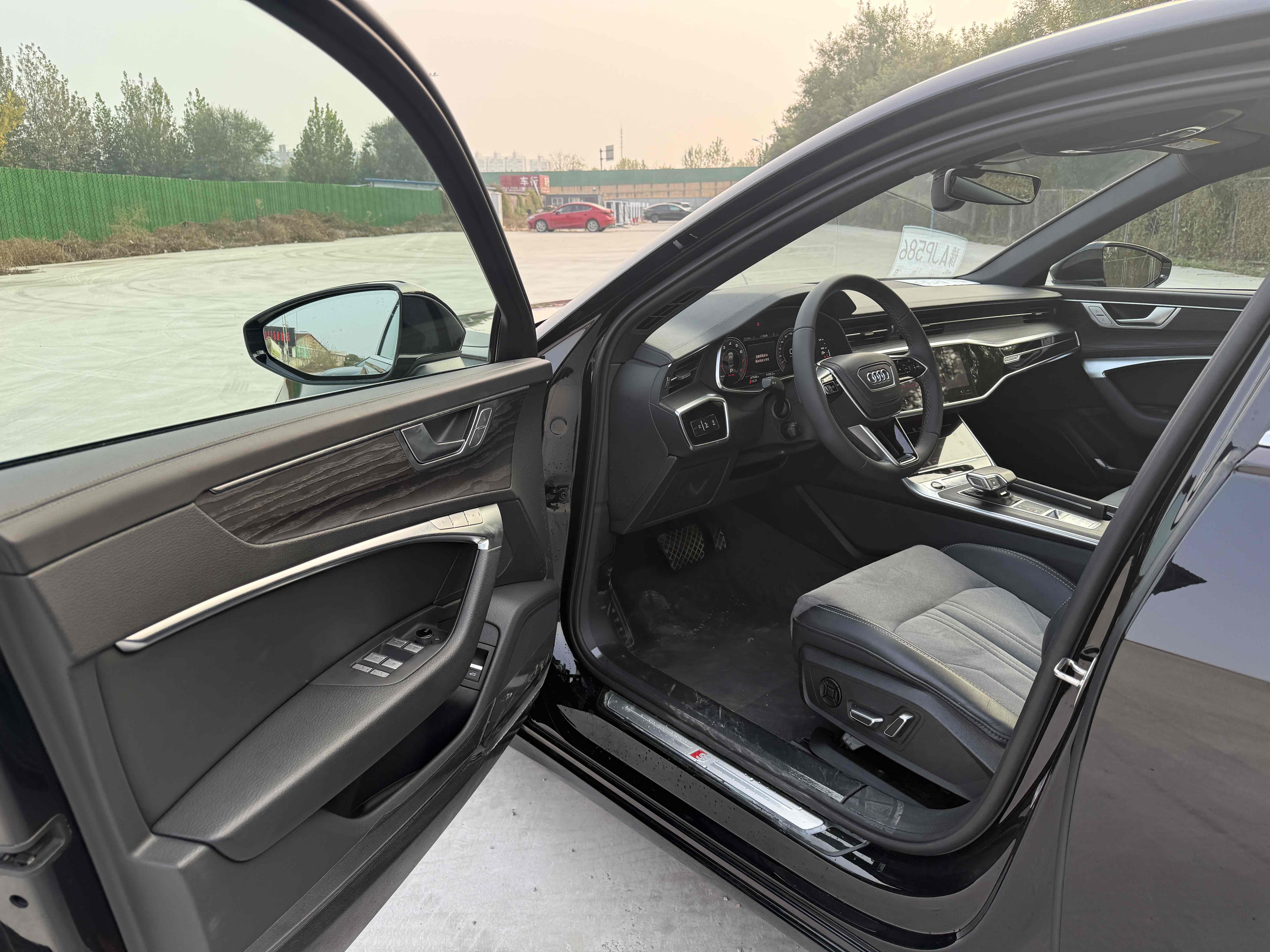 Audi A6L 2023 immagine di auto #10