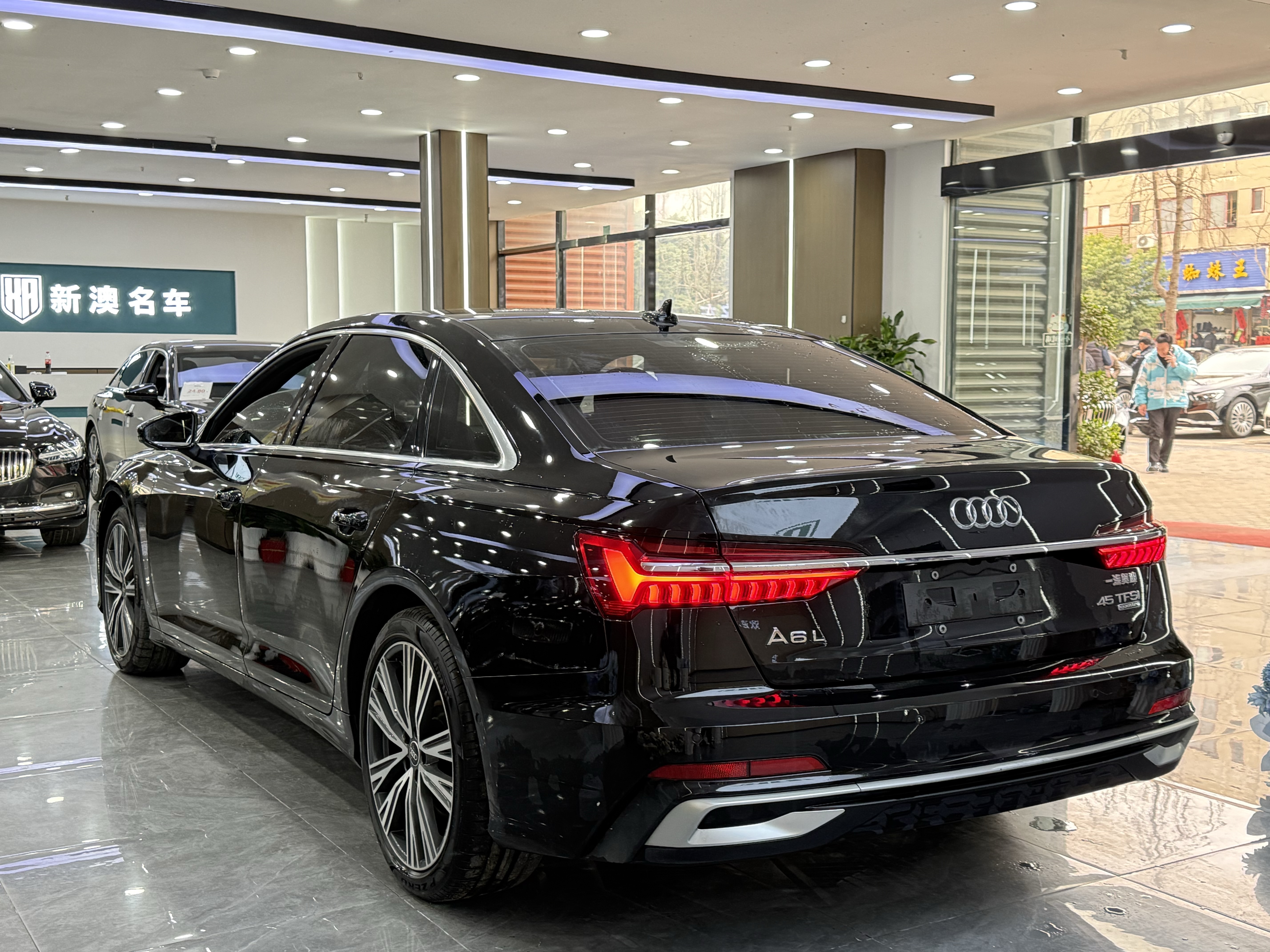 Audi A6L 2022 car image #10