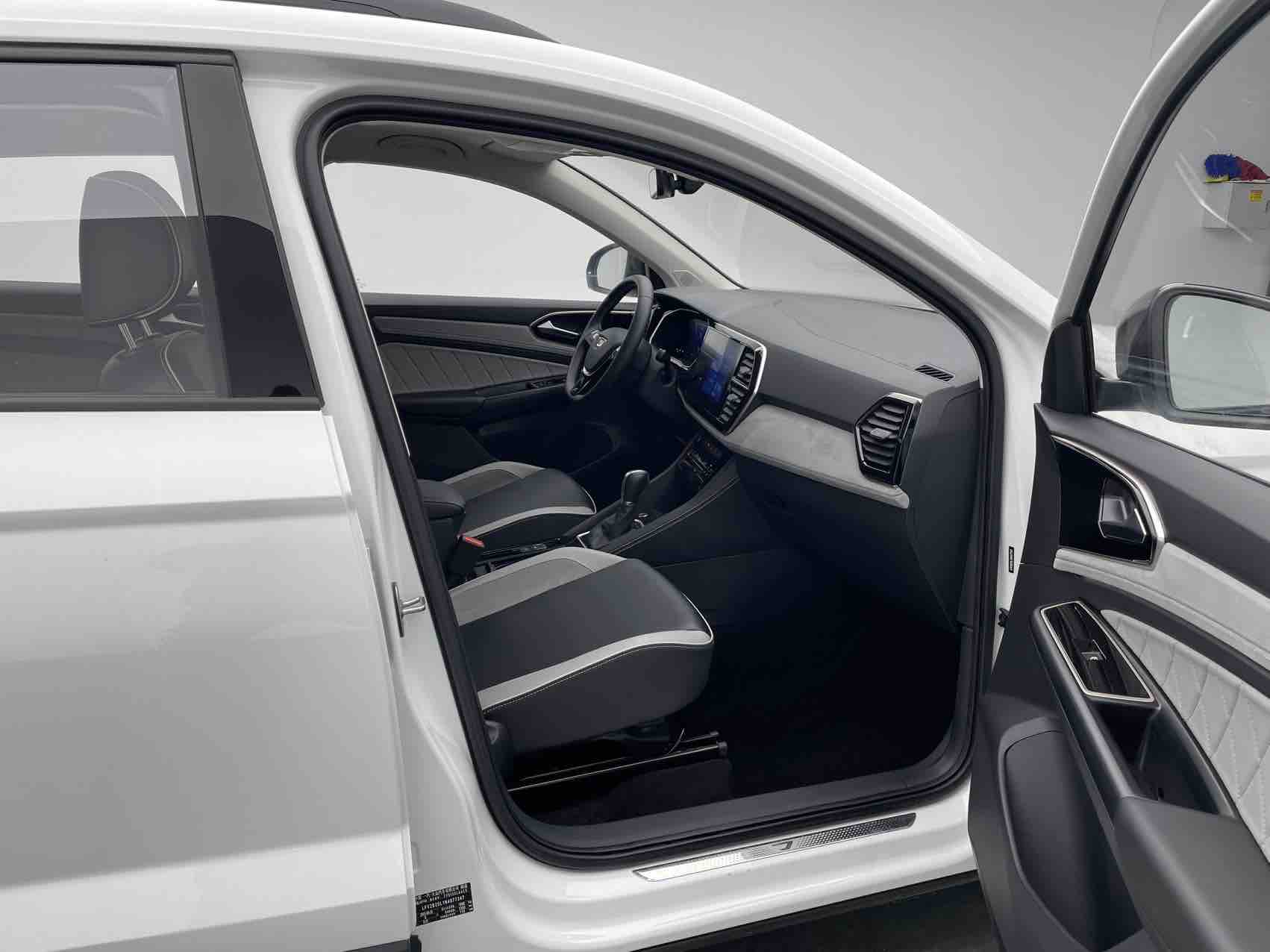 Jetta VS7 2022 car image #10