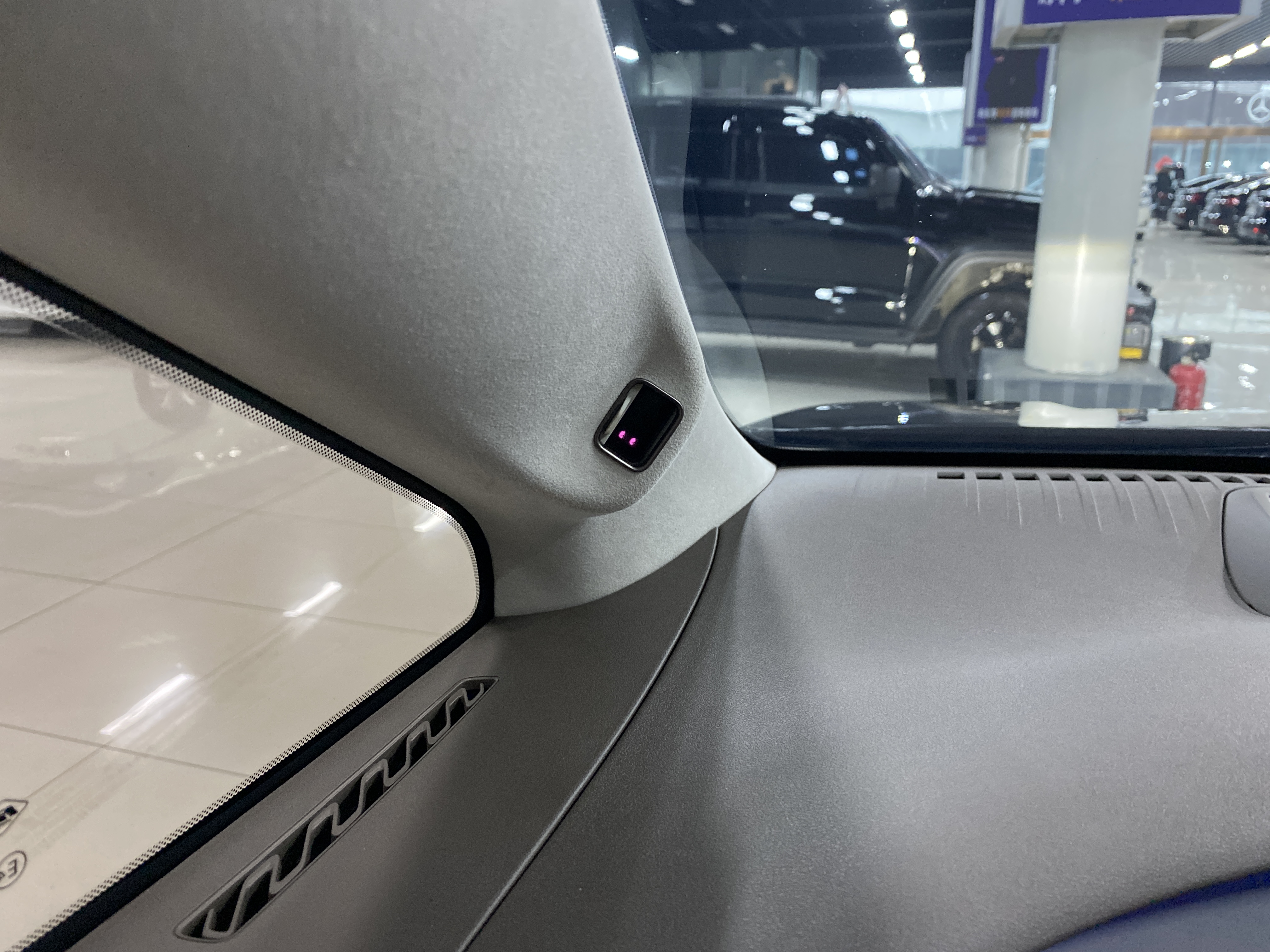 Denza D9 2023 изображение автомобиля #10