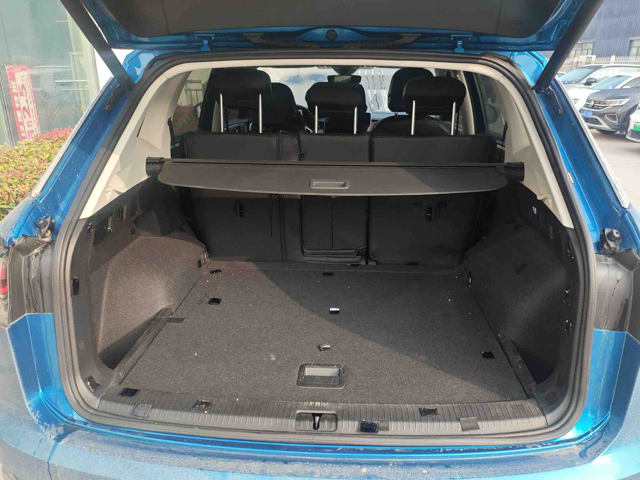 Volkswagen Tayron 2023 immagine di auto #10