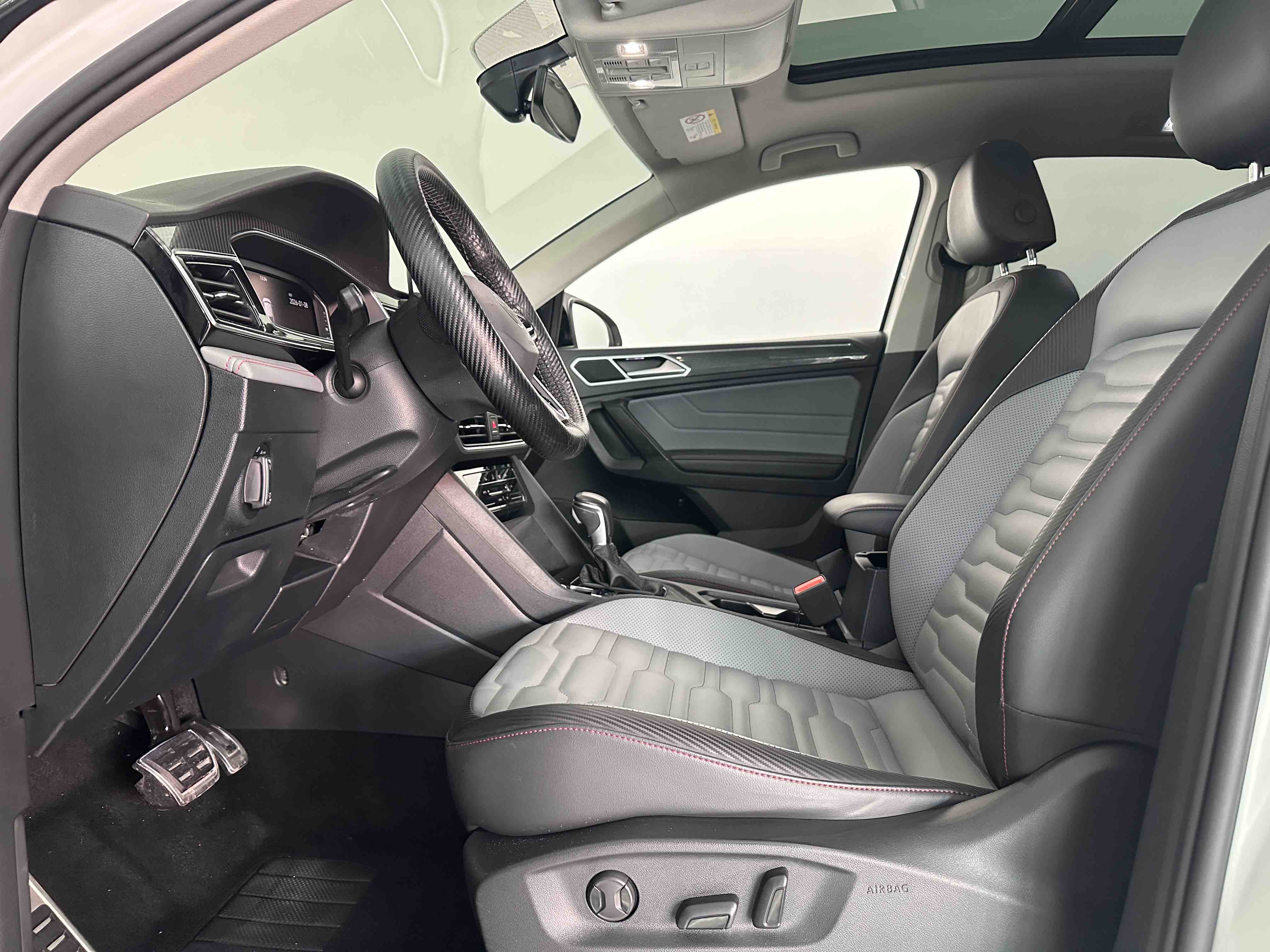 Volkswagen Tiguan X 2023 imagem de carro #10