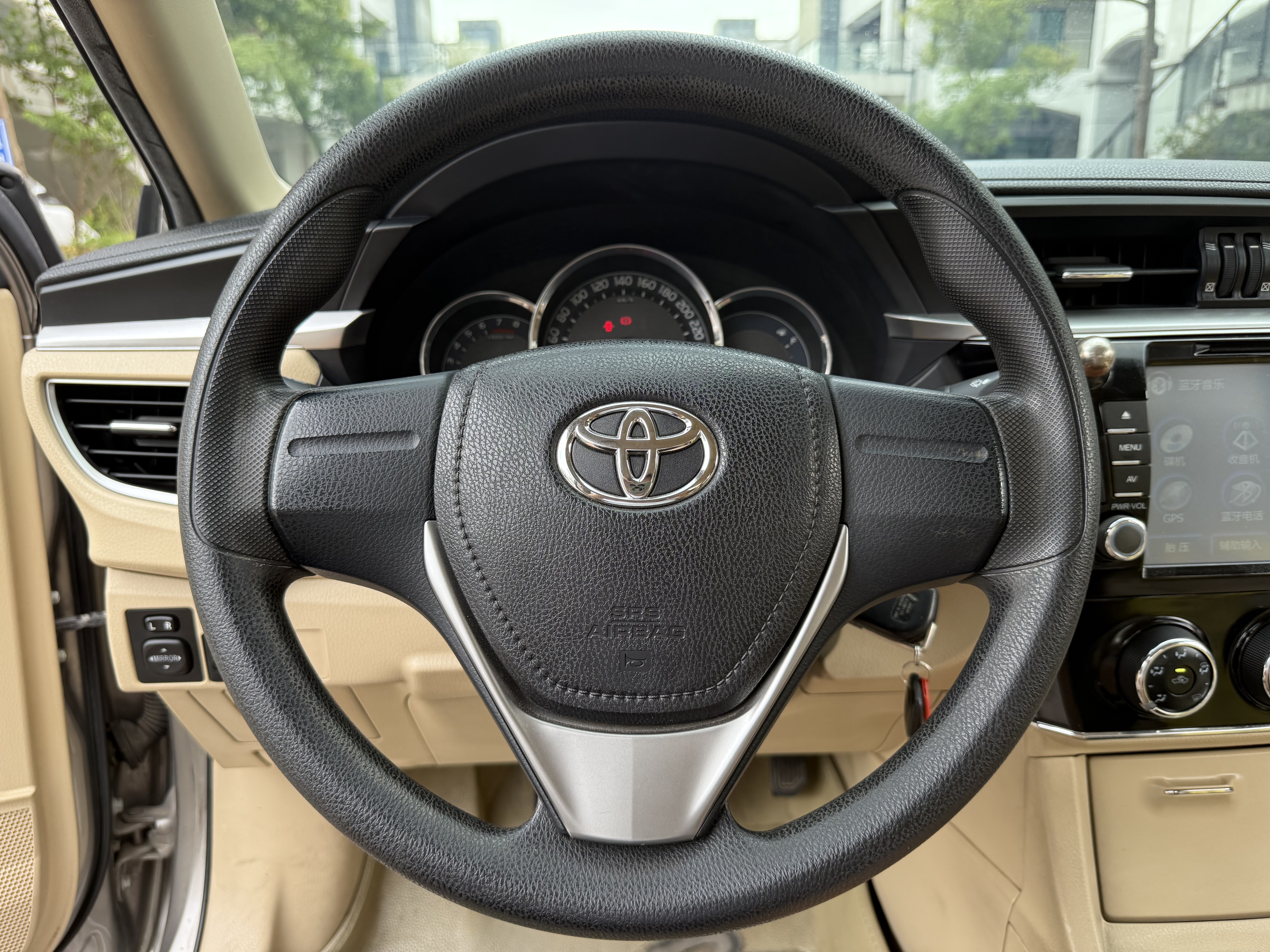Toyota Corolla 2014 #10 Toyota Corolla 2014 car image #10