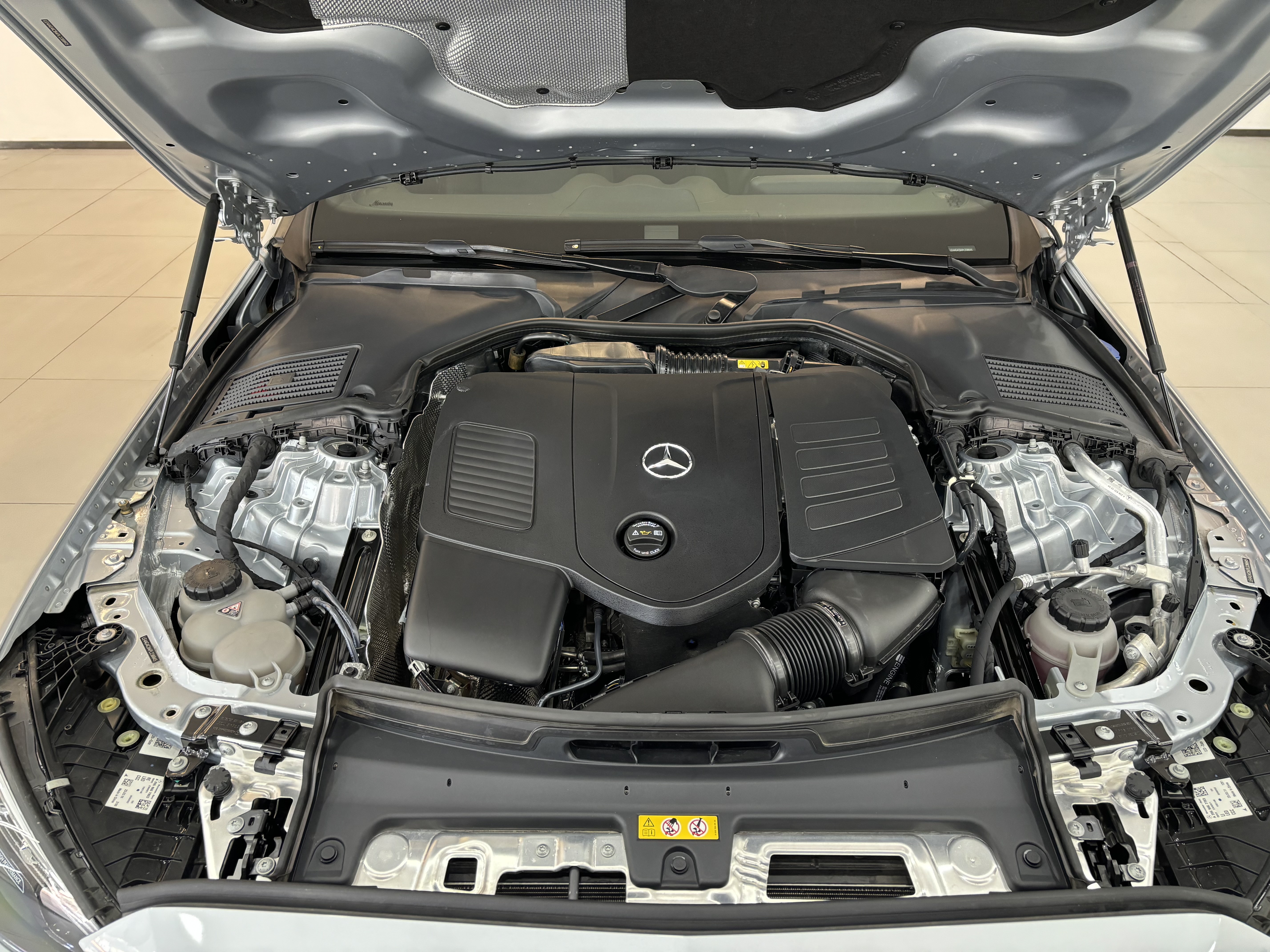 C Class 2023 immagine di auto #10