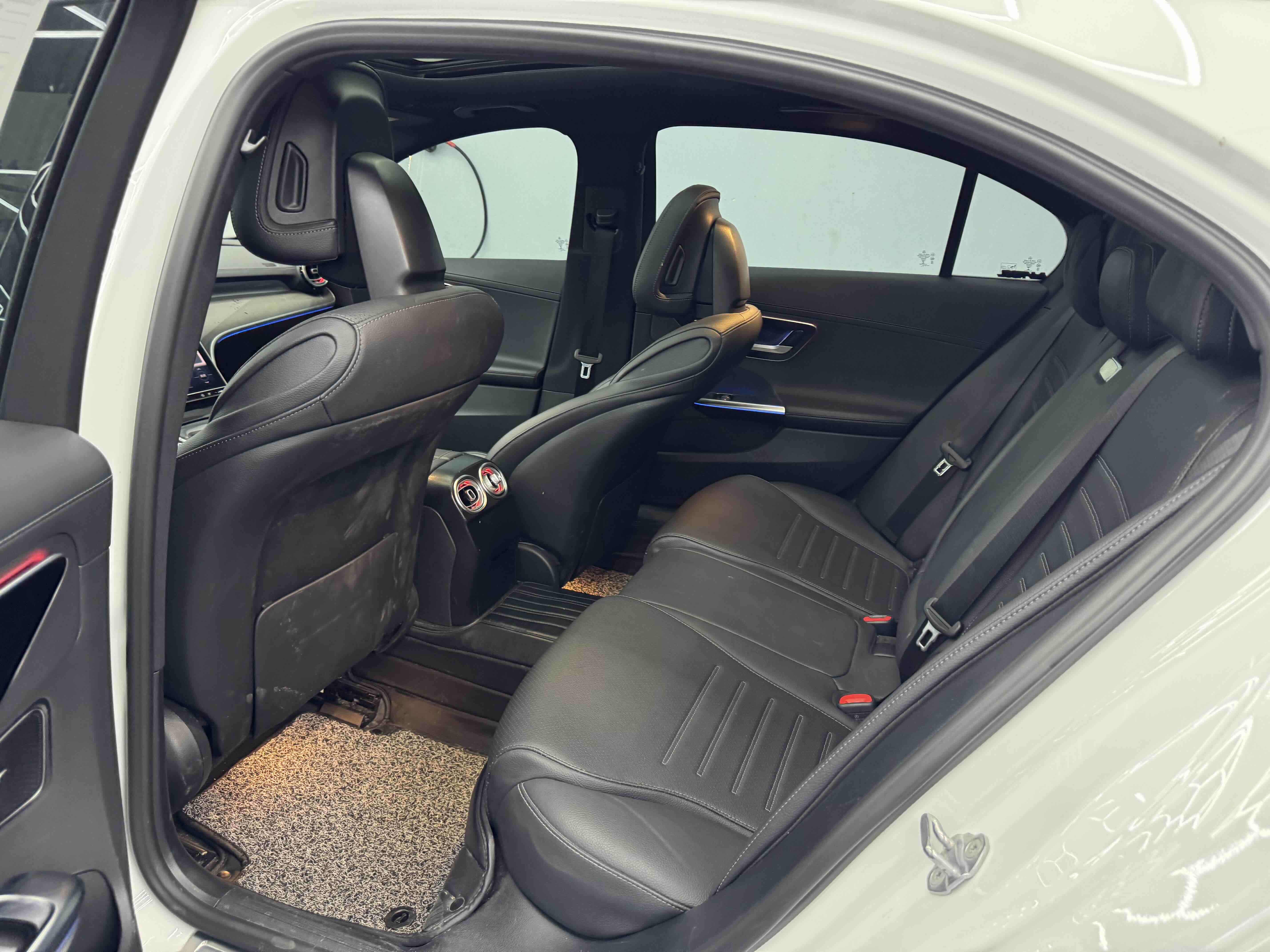 Mercedes-Benz C Class 2023 #10 Mercedes-Benz C Class 2023 car image #10