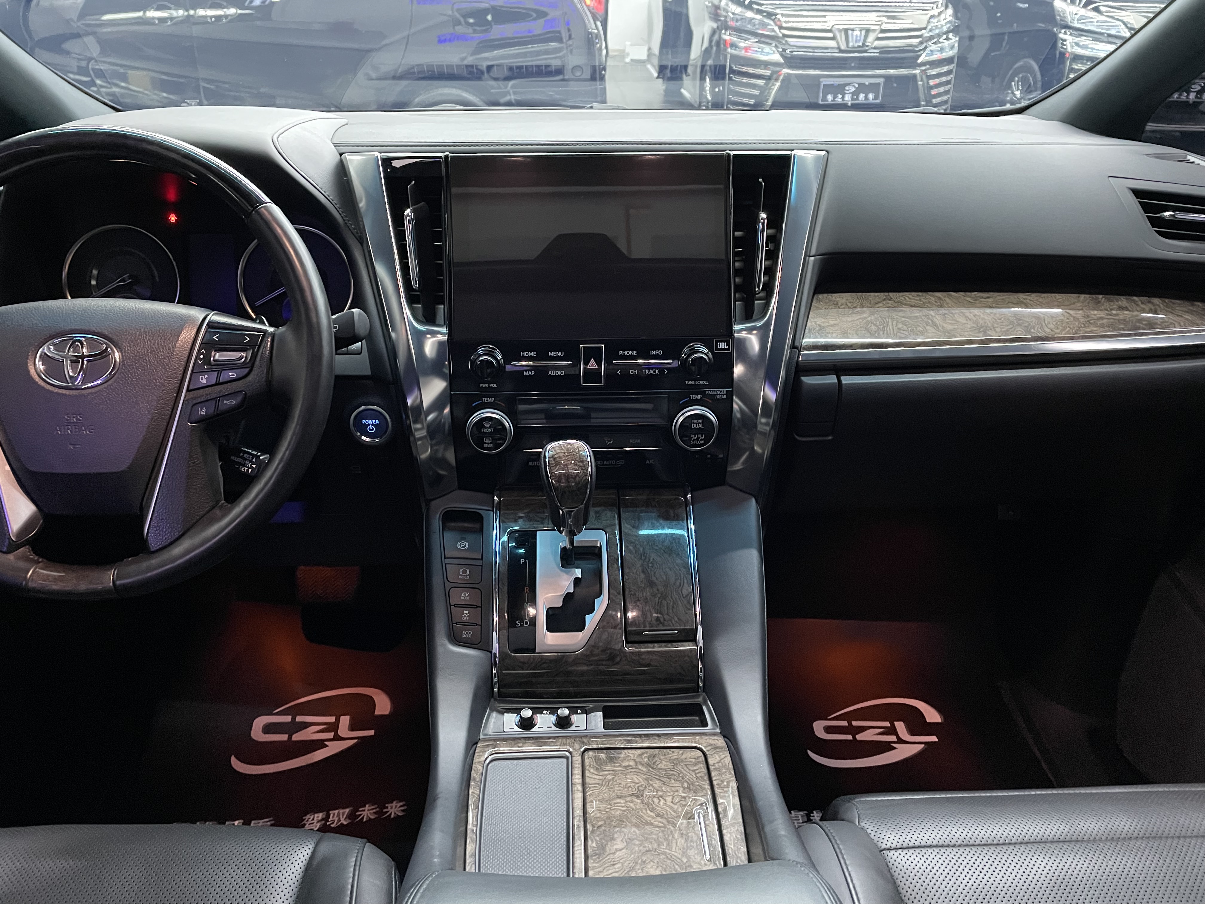 Toyota Vellfire 2023 #10 Toyota Vellfire 2023 immagine di auto #10