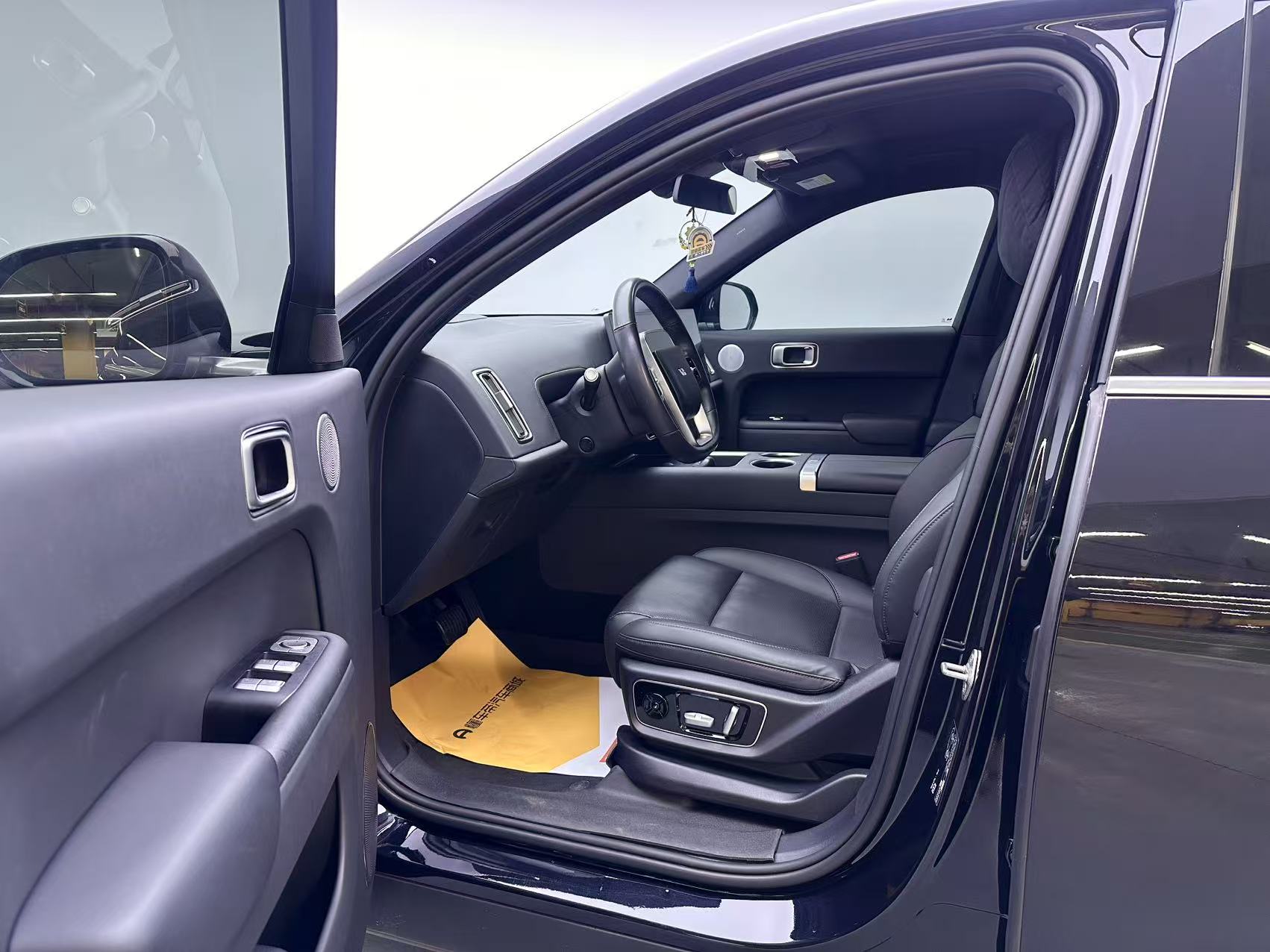 理想汽车 理想L7 2023 汽车图片 #10