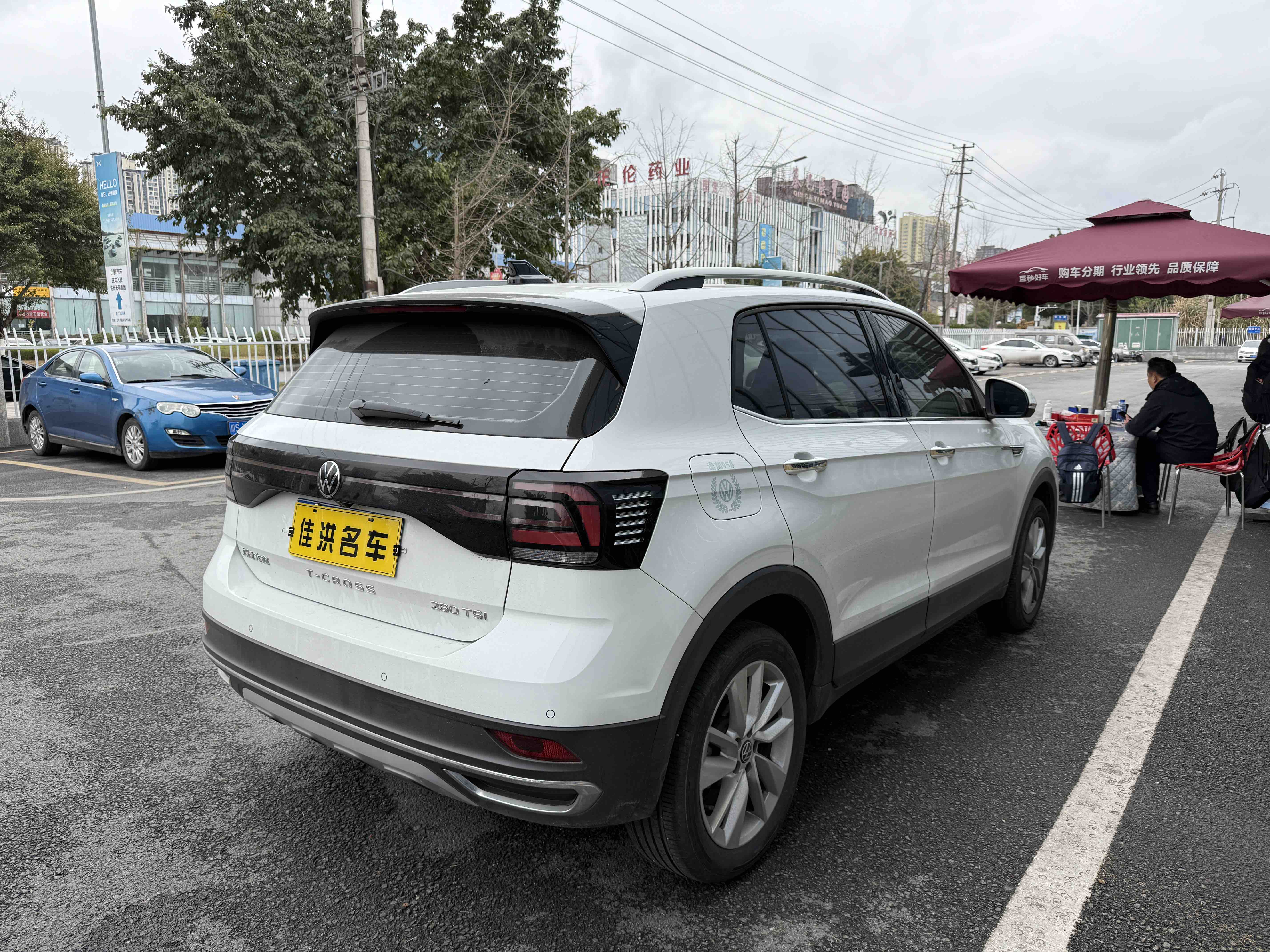 Volkswagen T-Cross 2023 car image #10