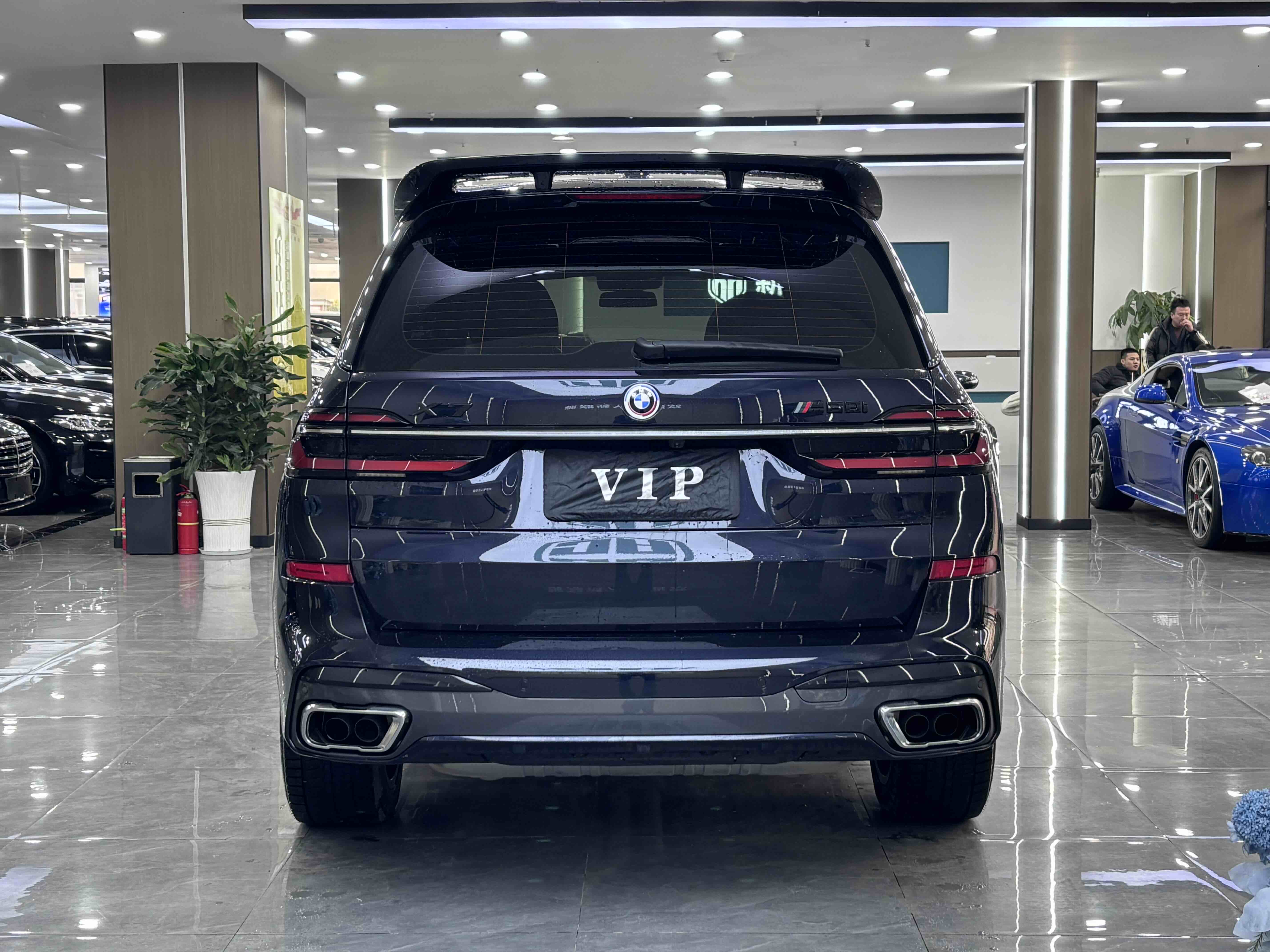 BMW X7 2023 immagine di auto #10