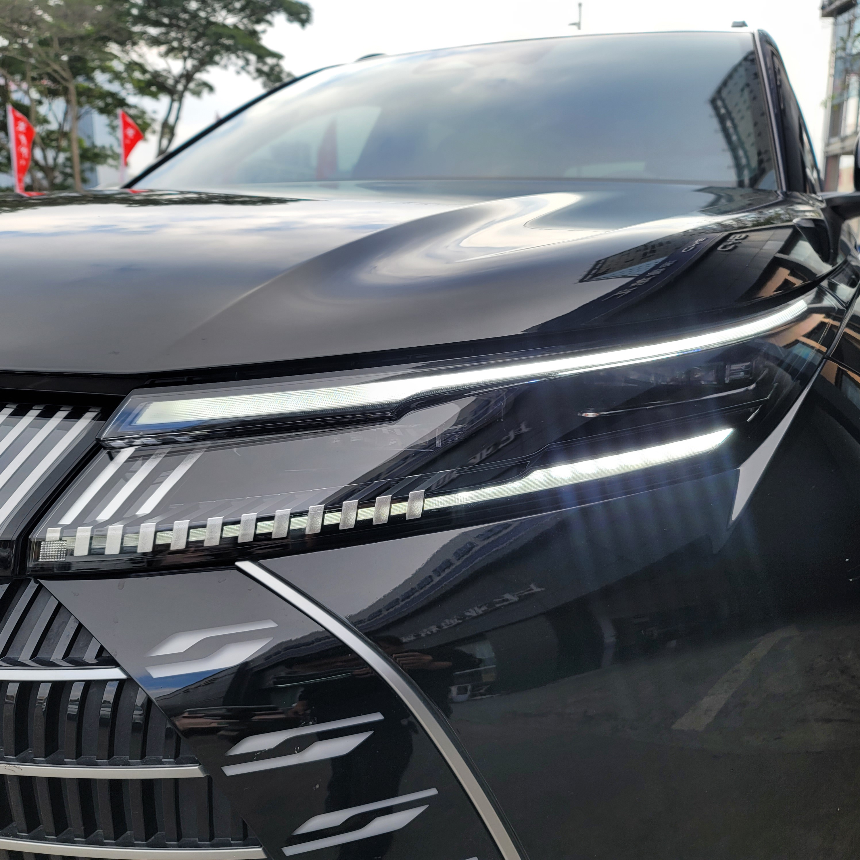 BYD Frigate 07 2023 #10 BYD Frigate 07 2023 car image #10