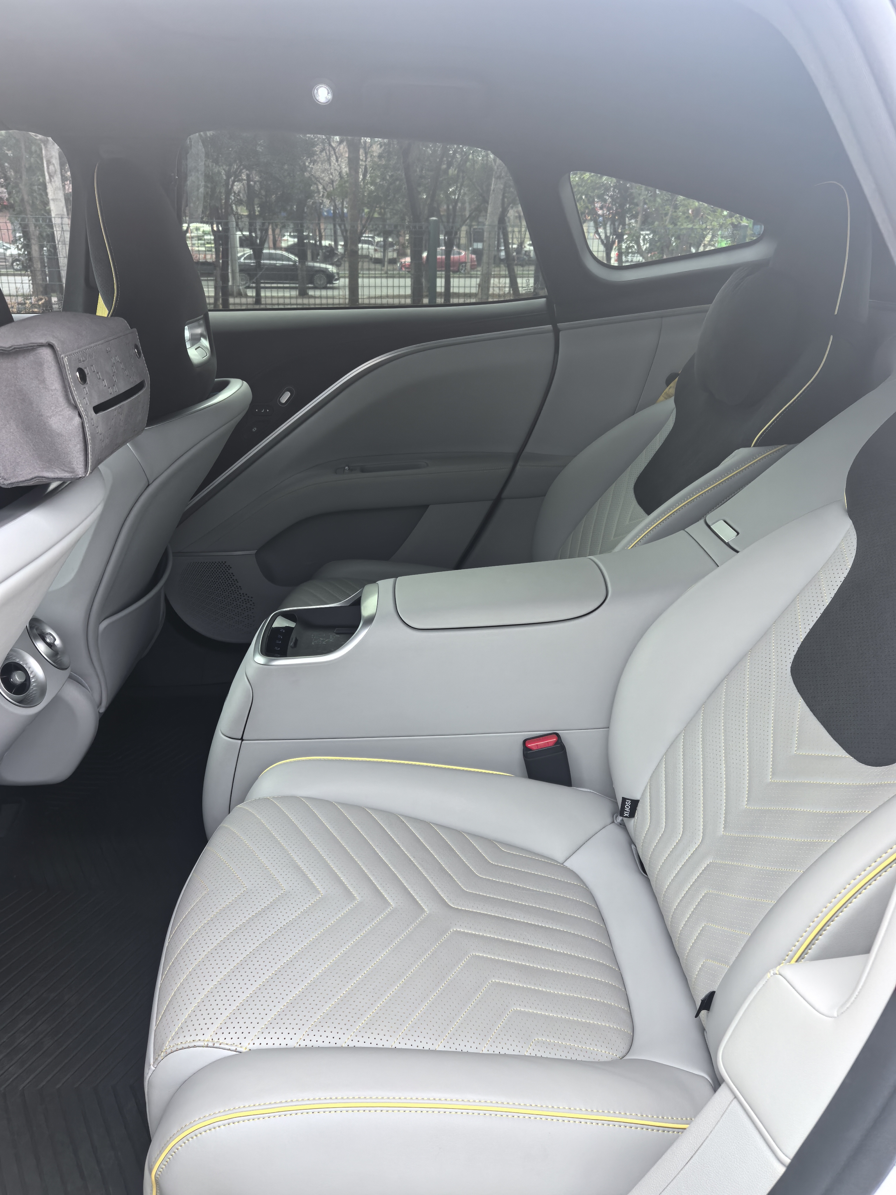 Avatr 11 2023 imagen de coche #10