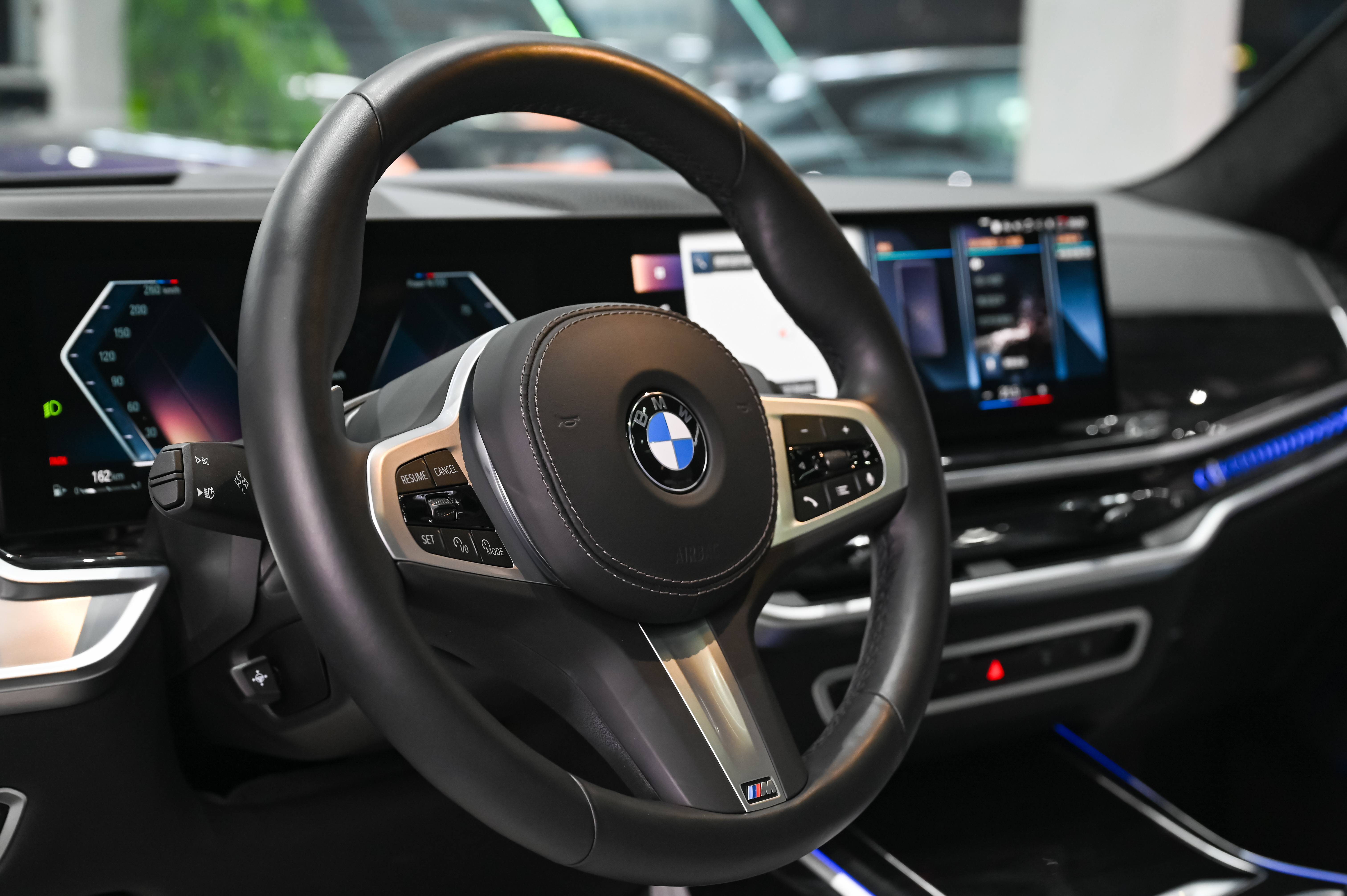 BMW 2023 car image #10