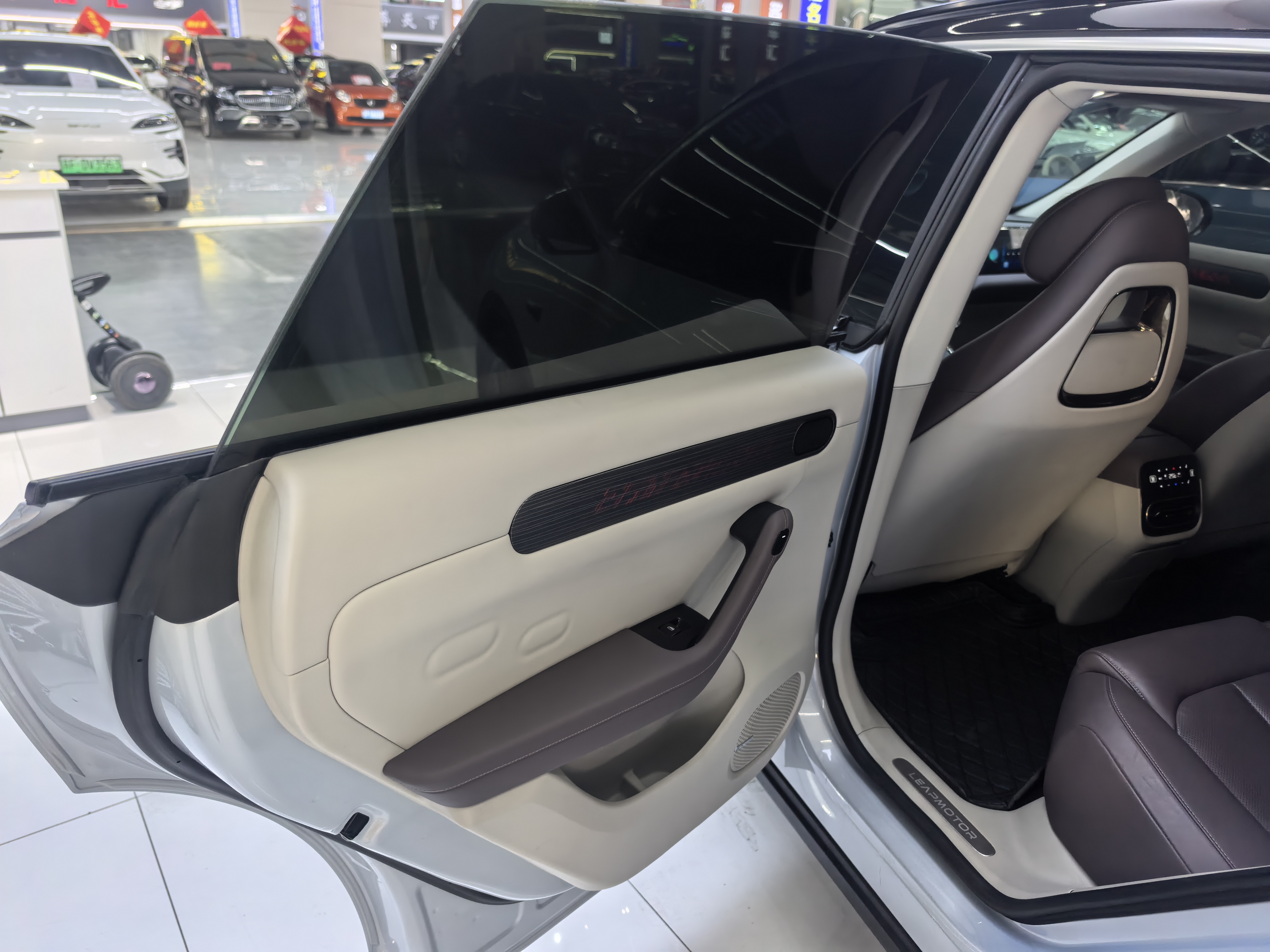 零跑汽车 零跑C11 2023 汽车图片 #10