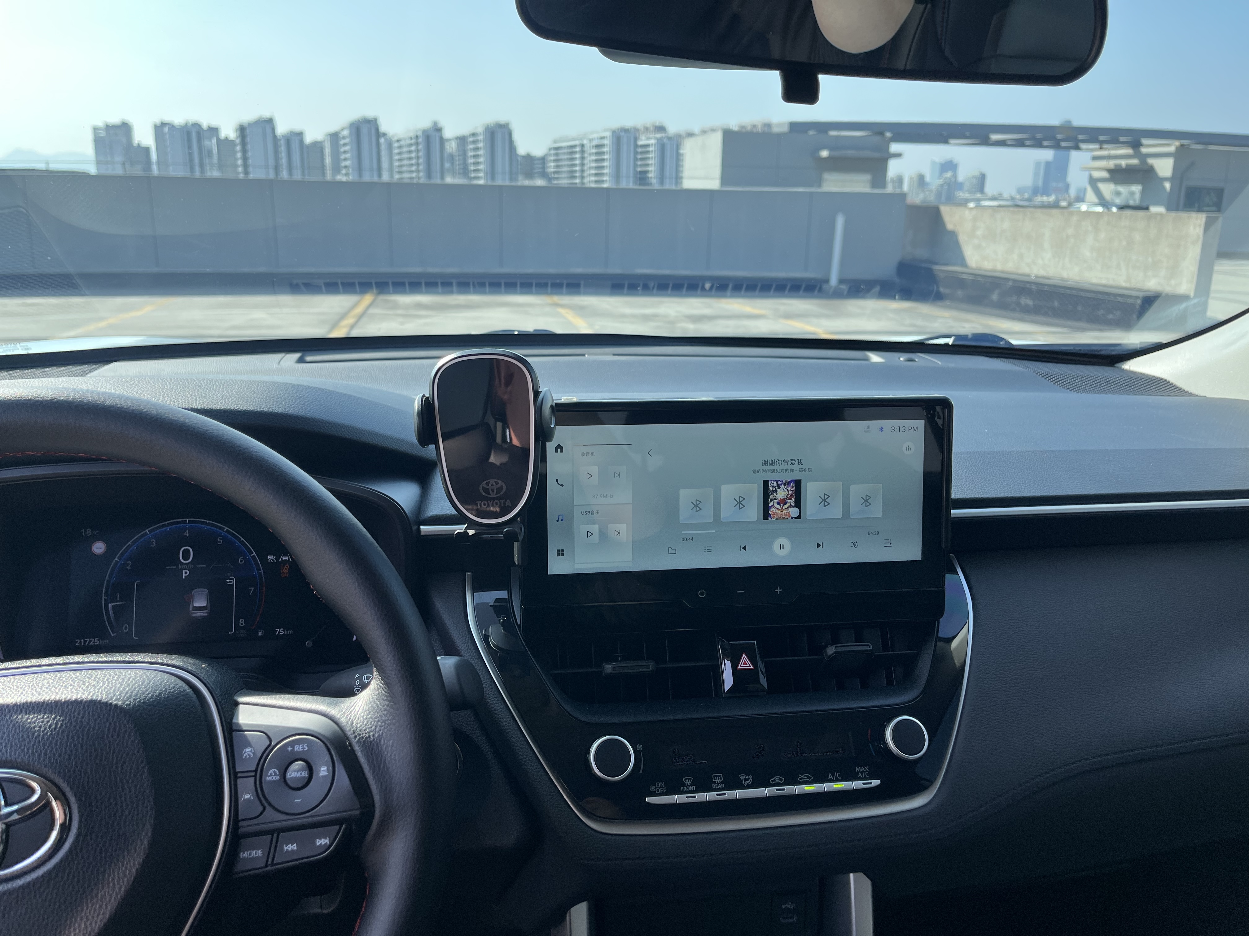 Toyota Frontlander 2024 car image #10